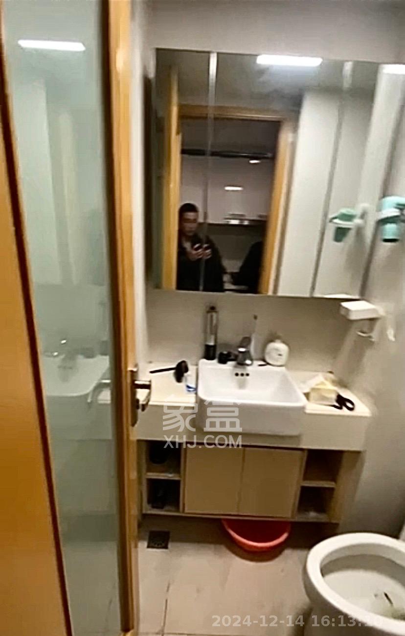 中海国际二期 1室1厅1卫 1300.0元/月 中海国际二期 1室1厅1卫 1300.0元/月室内图