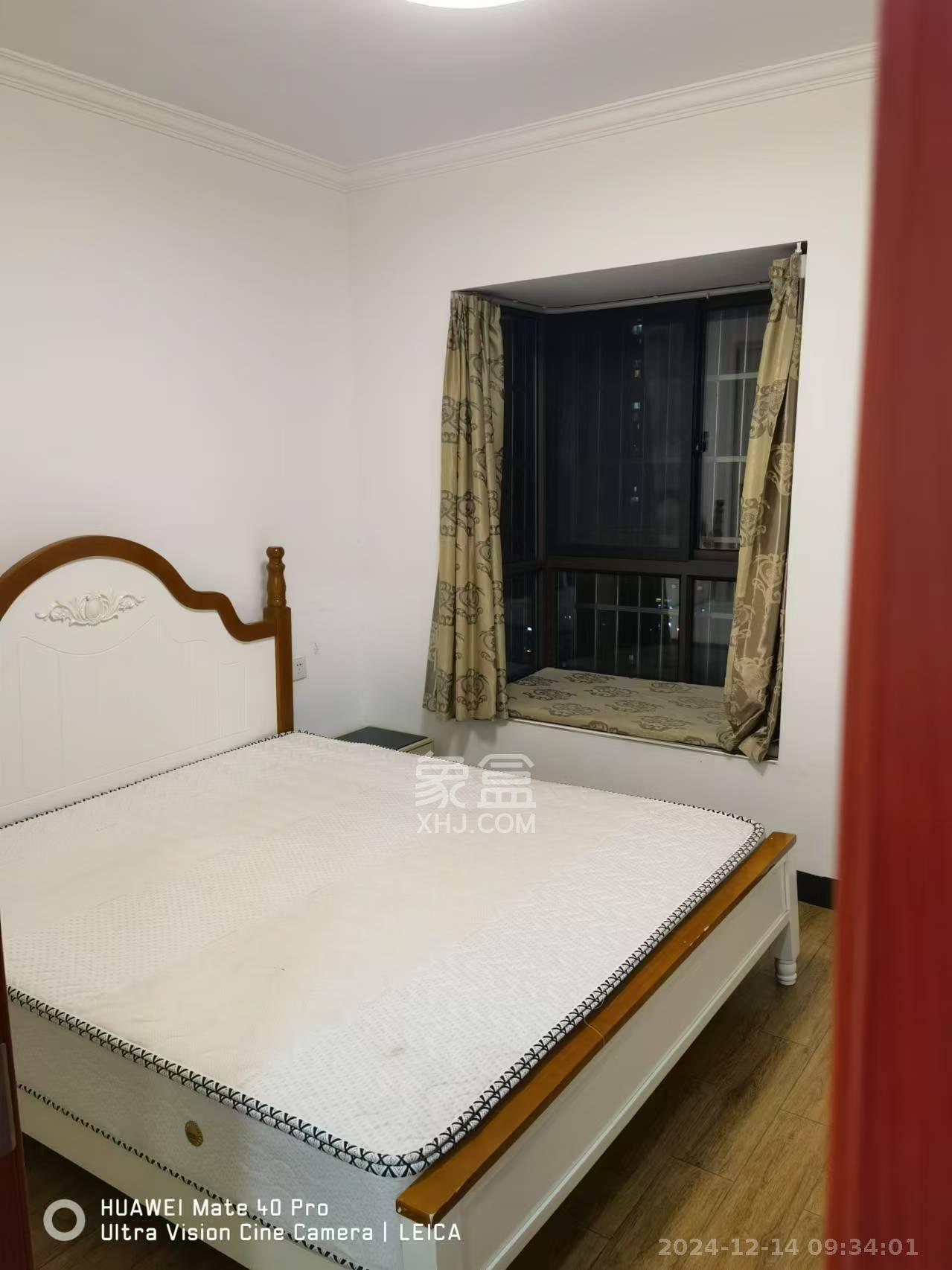 同鑫家园  1室2厅1卫   2300.00元/月室内图