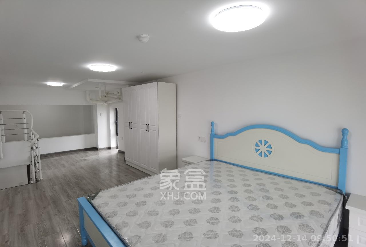 弘坤云寓 1室1厅1卫 2500.0元/月 弘坤云寓 1室1厅1卫 2500.0元/月室内图