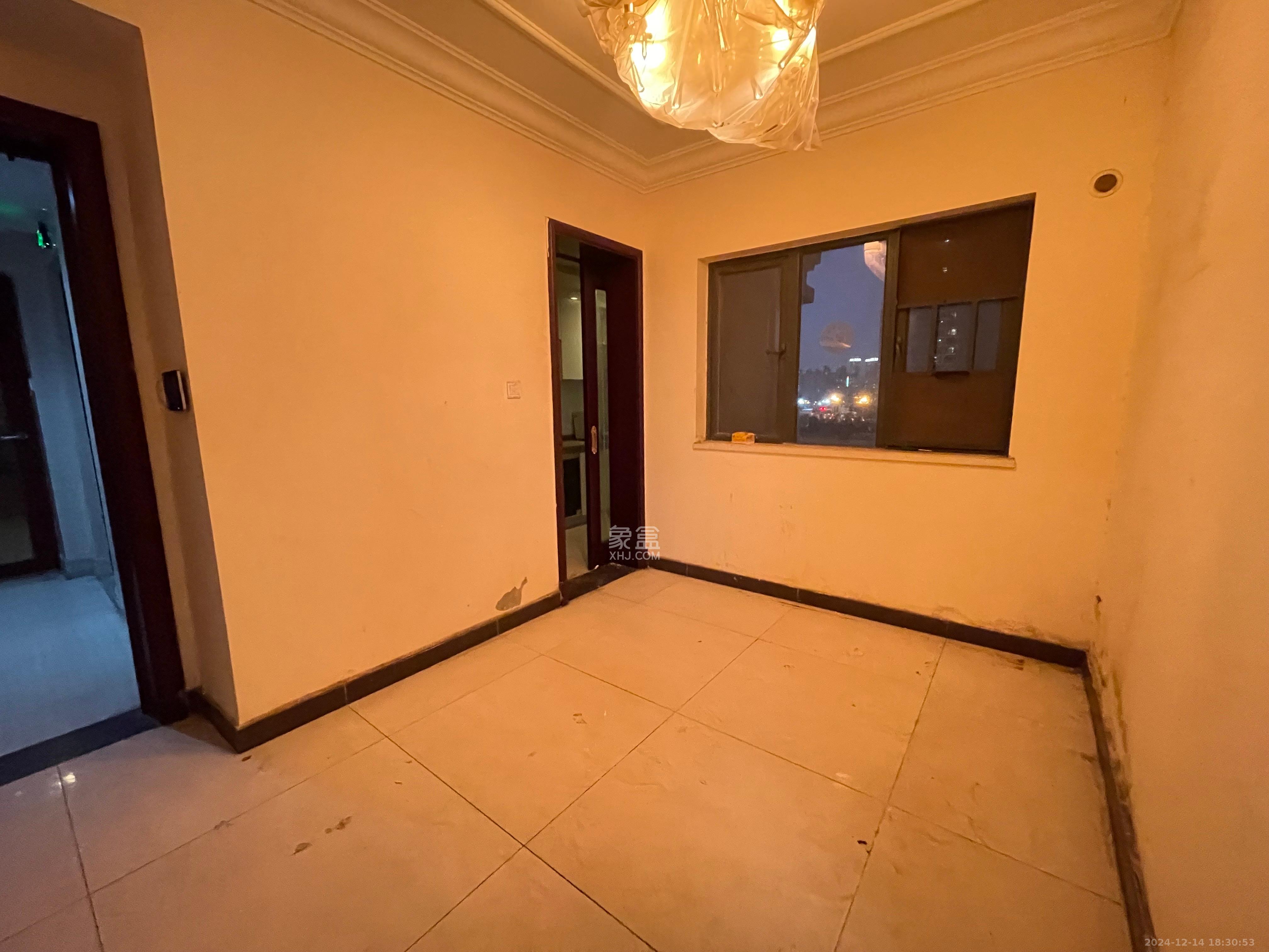 恒大国际广场 3室2厅1卫 2100.0元/月 恒大国际广场 3室2厅1卫 2100.0元/月室内图