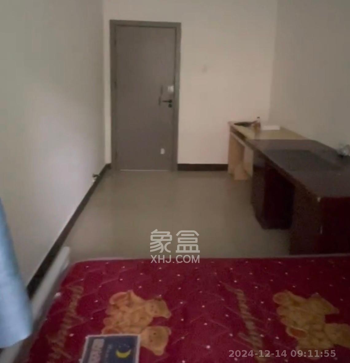 黄泥岭社区 3室2厅2卫 2500.0元/月 黄泥岭社区 3室2厅2卫 2500.0元/月室内图