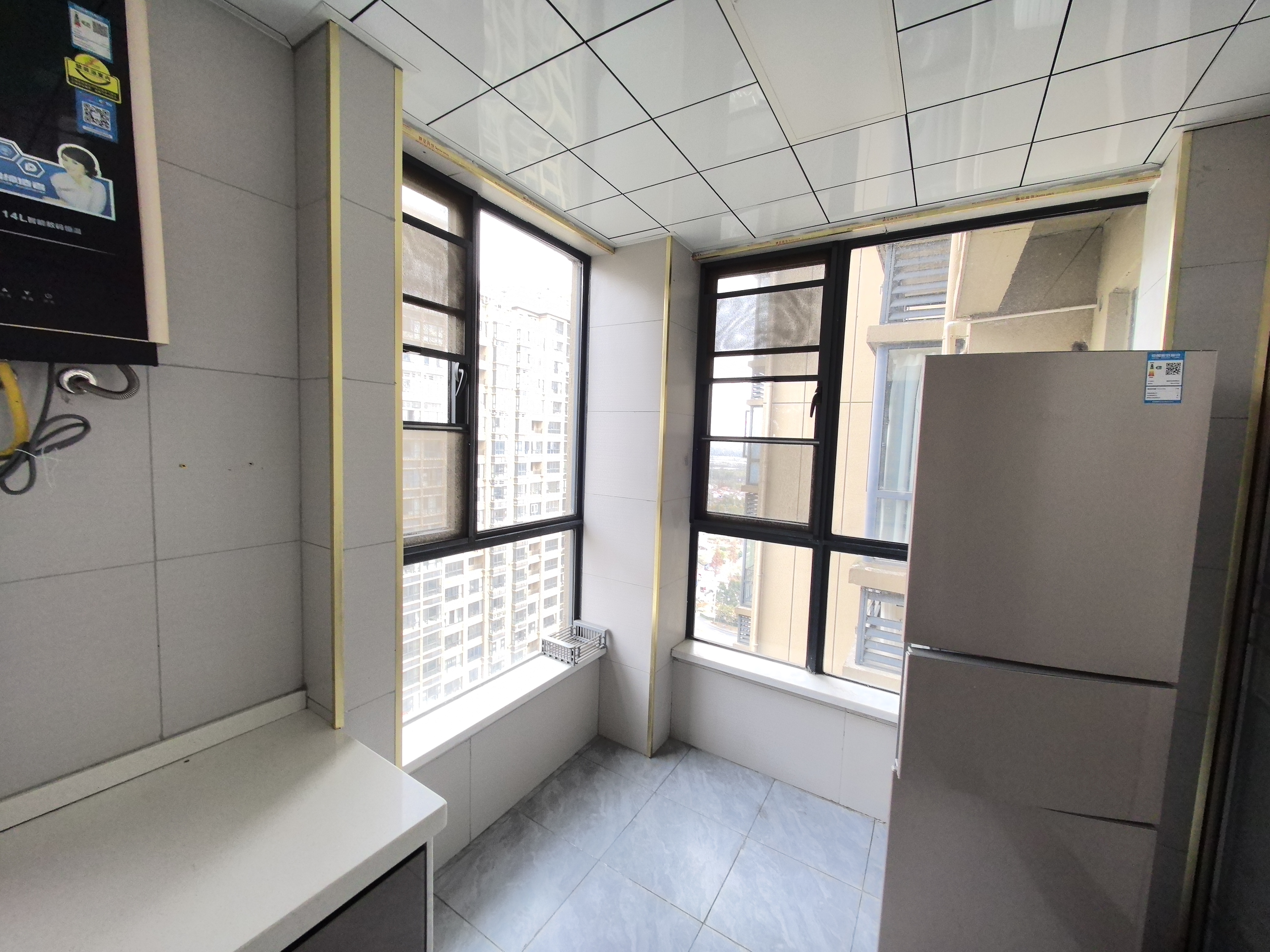 万建紫庭 3室2厅1卫 2000.0元/月 万建紫庭 3室2厅1卫 2000.0元/月室内图