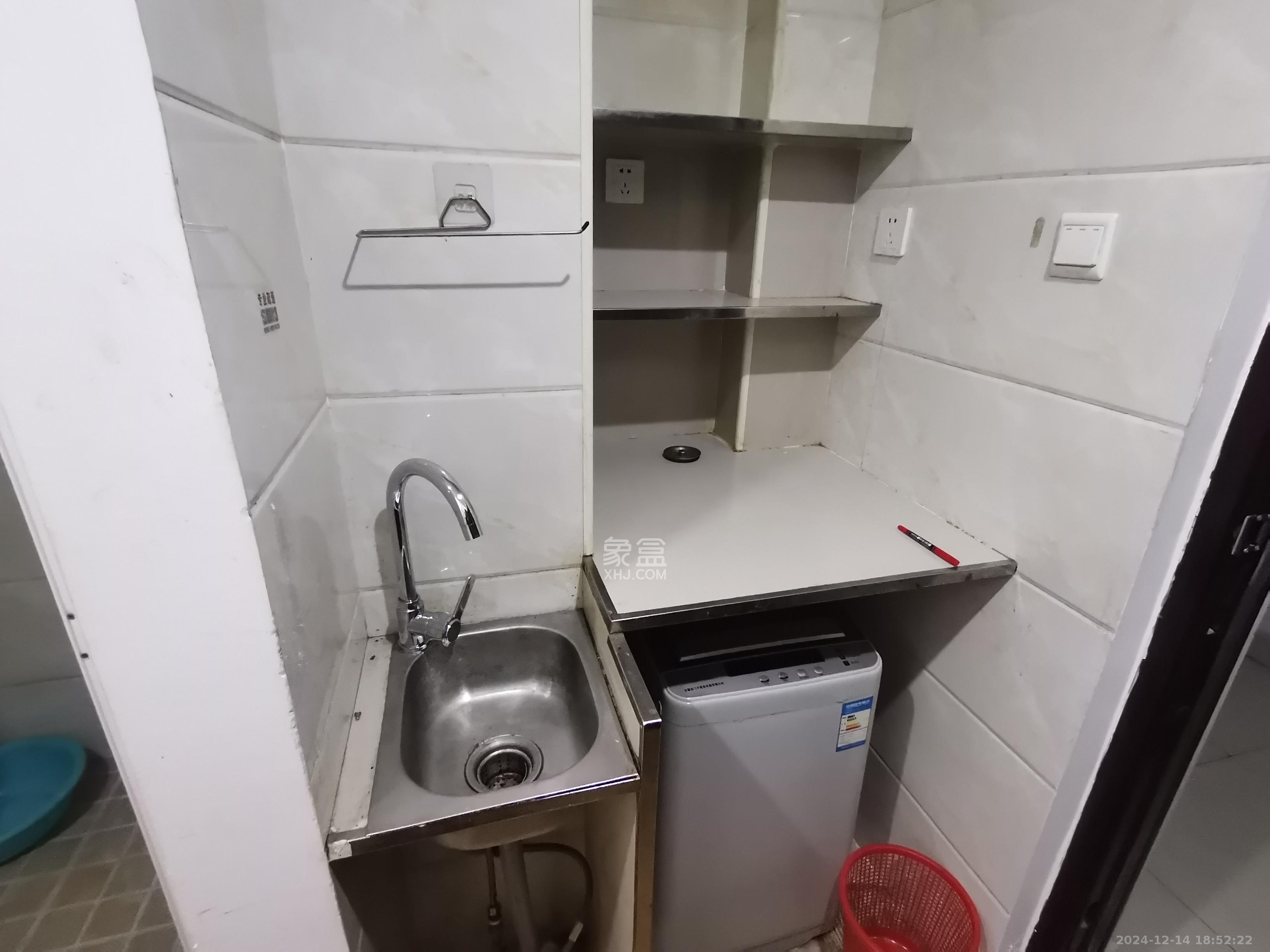 叠彩兰亭 1室1厅1卫 1500.0元/月 叠彩兰亭 1室1厅1卫 1500.0元/月室内图