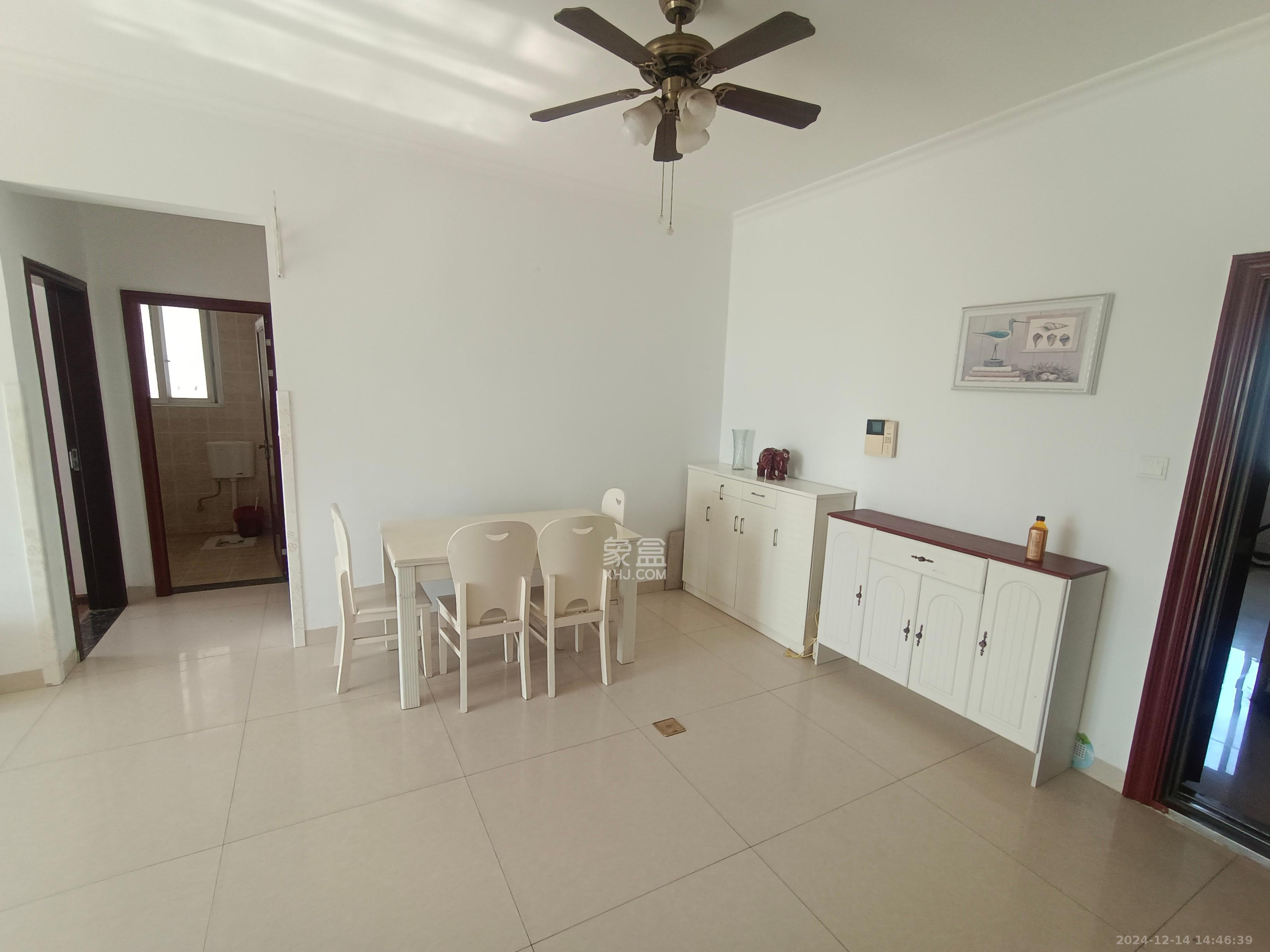 山水英伦 3室2厅2卫 2600.0元/月 山水英伦 3室2厅2卫 2600.0元/月室内图