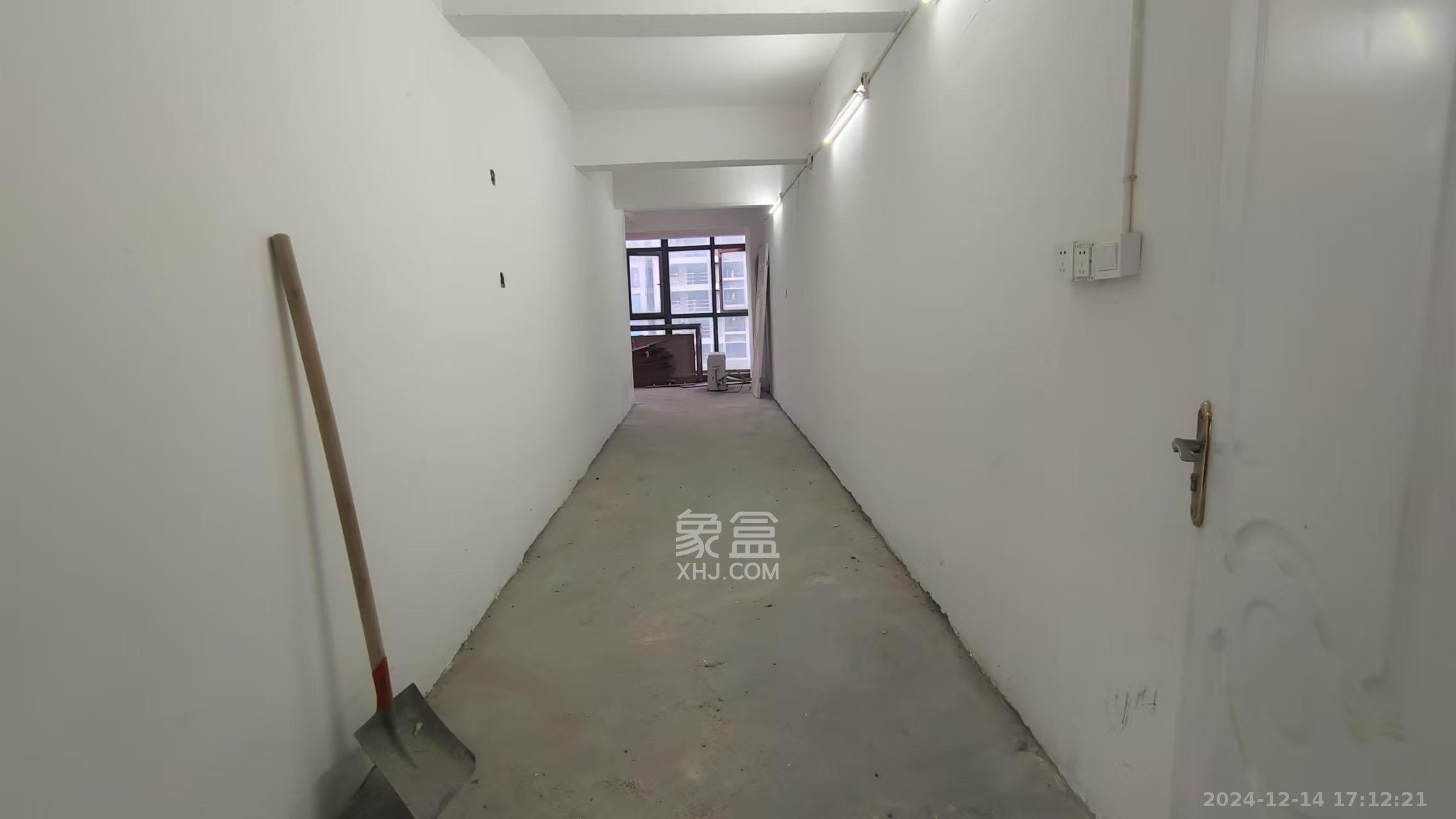 达美美立方 4室2厅1卫 4800.0元/月 达美美立方 4室2厅1卫 4800.0元/月室内图