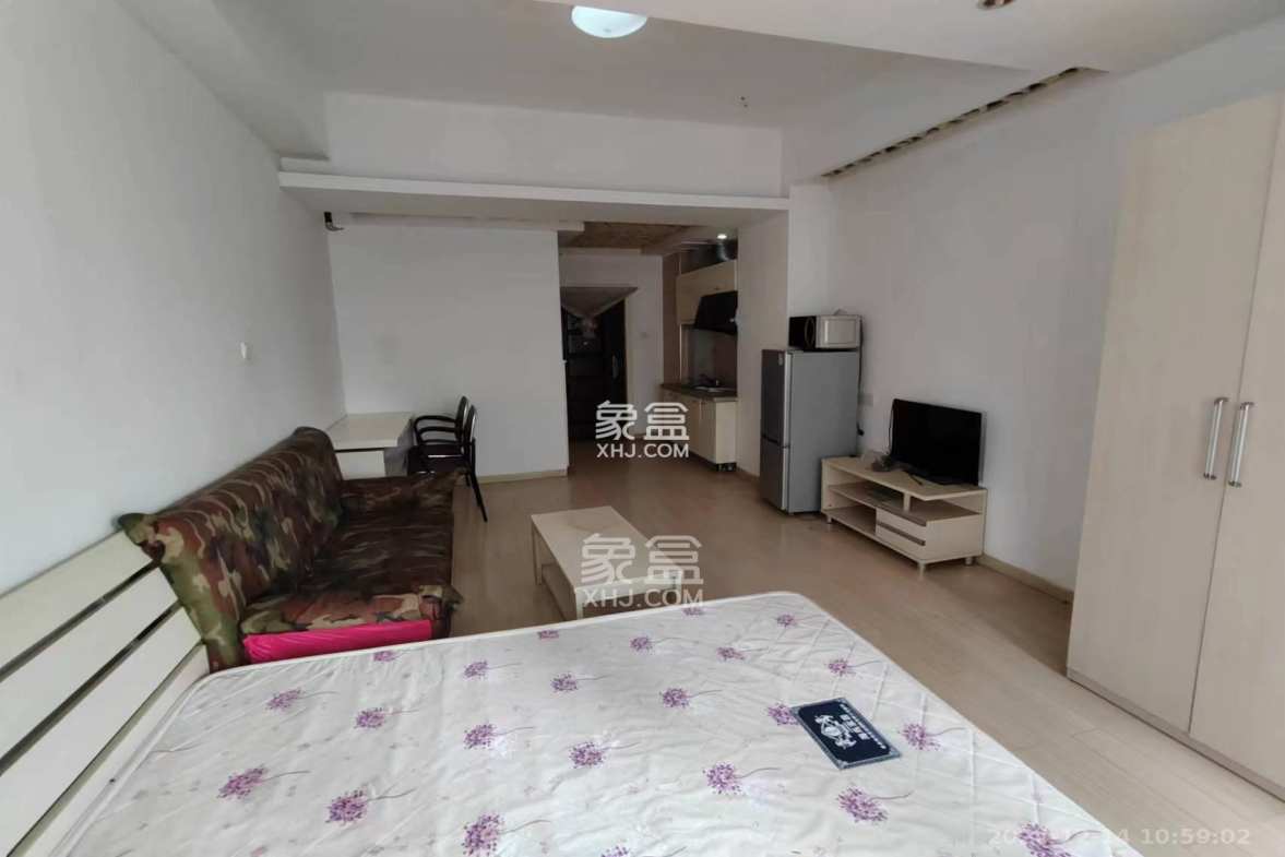 昊天大厦 1室1厅1卫 1800.0元/月 昊天大厦 1室1厅1卫 1800.0元/月室内图