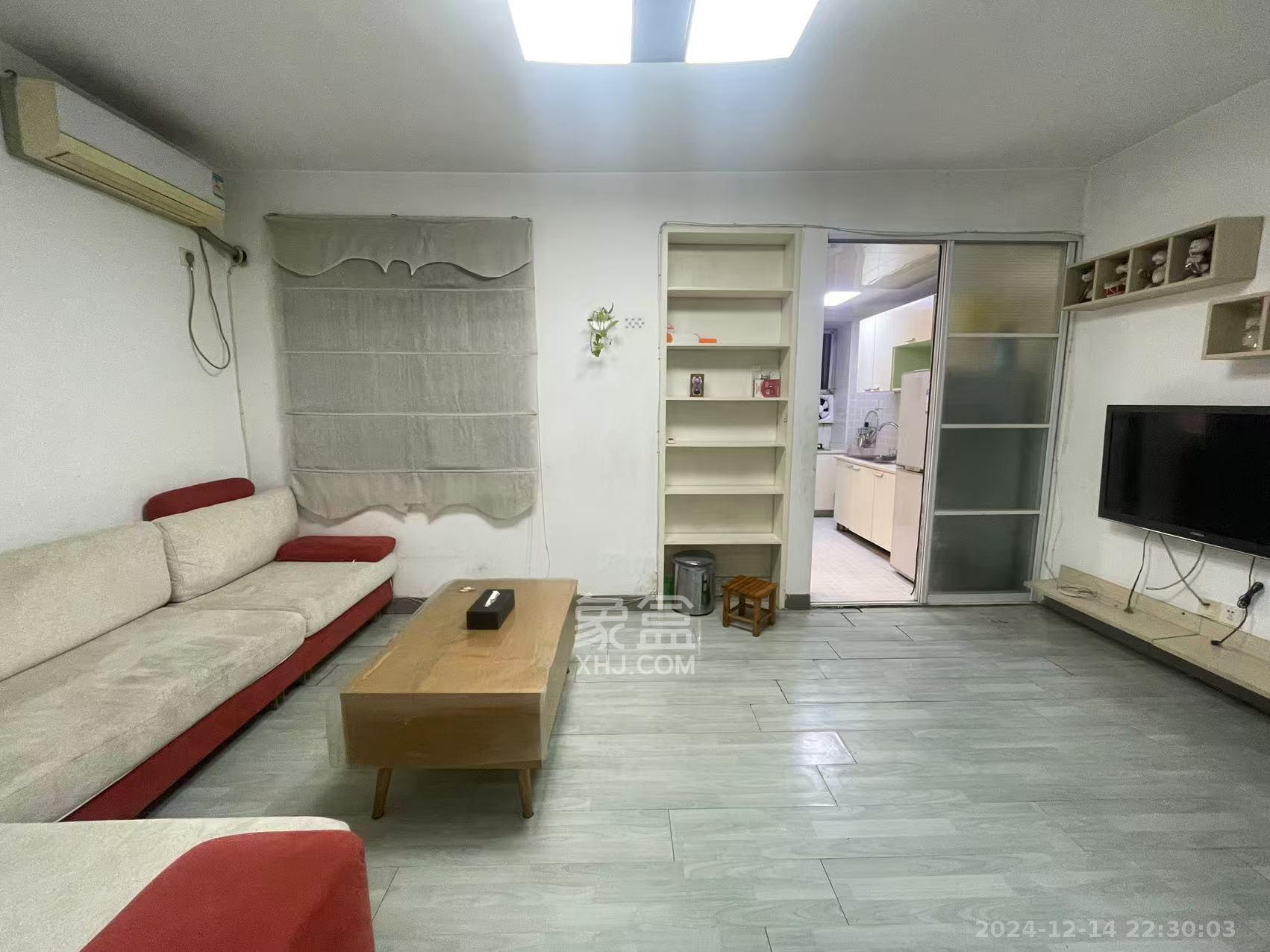 先锋东外滩  1室1厅1卫    1800.0元/月 先锋东外滩  1室1厅1卫    1800.0元/月室内图