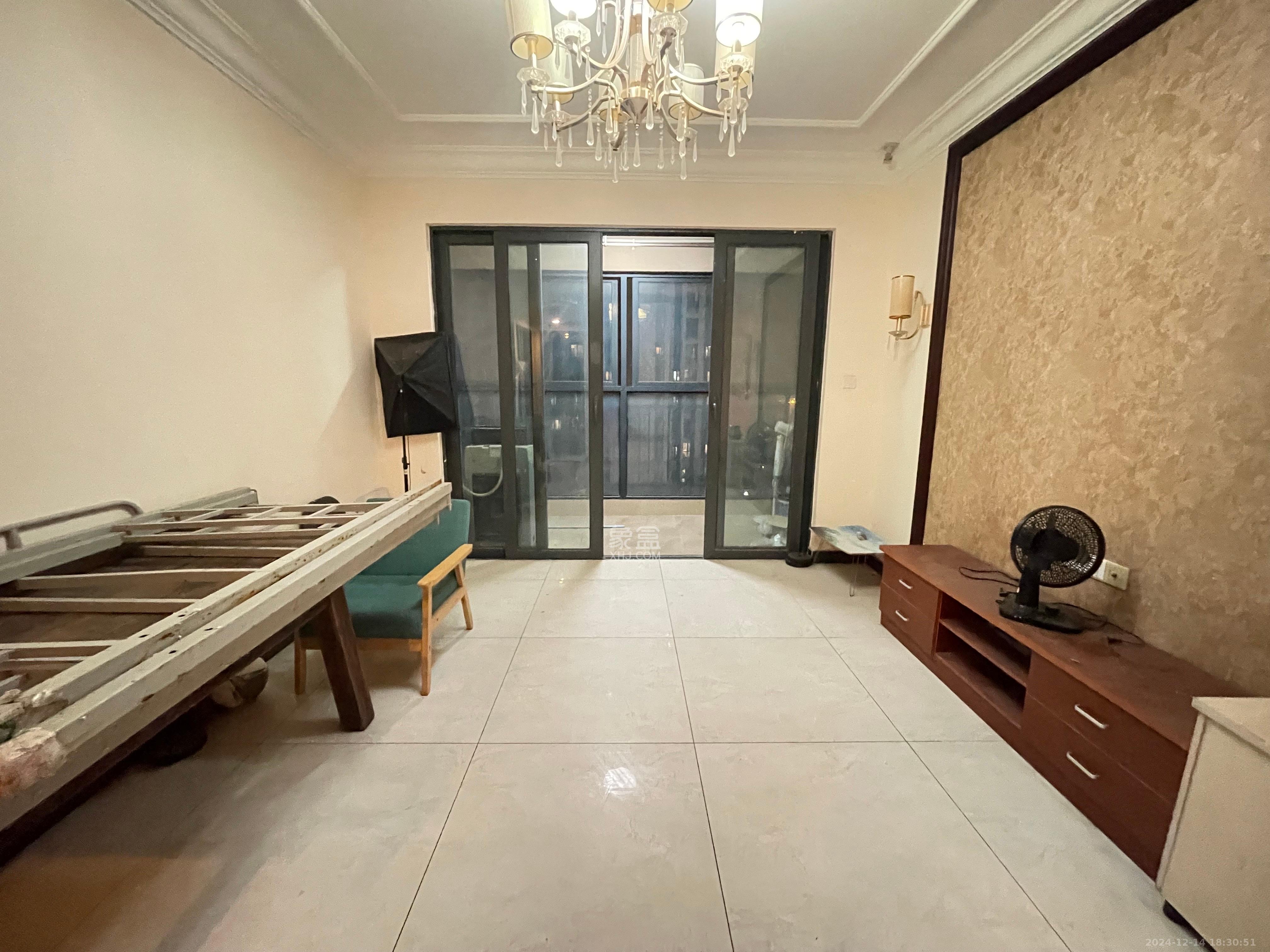 恒大国际广场 3室2厅1卫 2100.0元/月 恒大国际广场 3室2厅1卫 2100.0元/月室内图