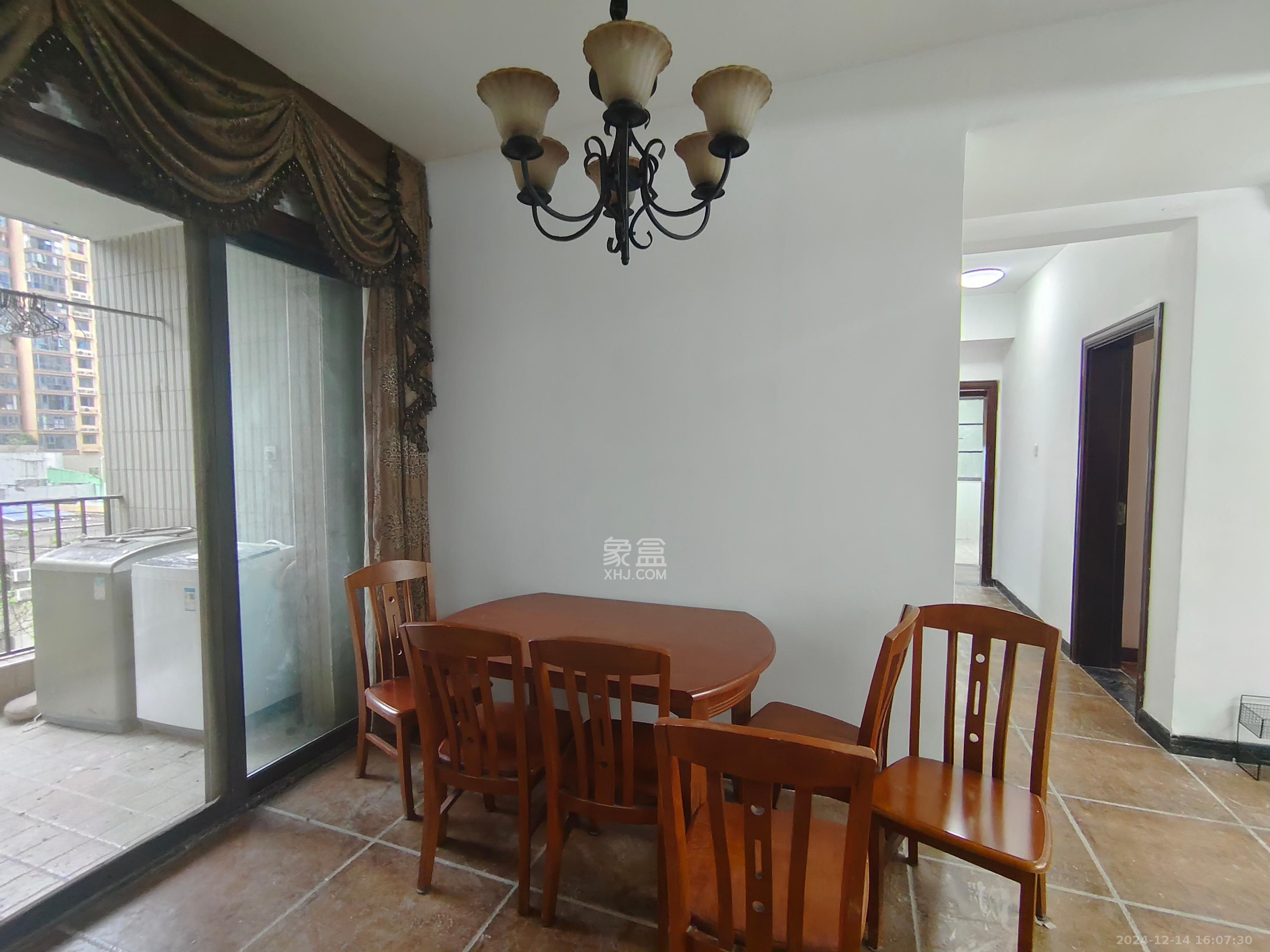 茂华国际湘 4室2厅2卫 3500.0元/月 茂华国际湘 4室2厅2卫 3500.0元/月室内图