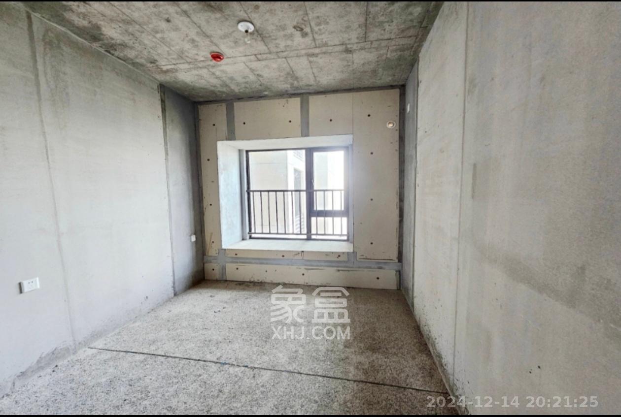 阳光城尚东湾凌云府  4室2厅2卫    1800.0元/月 阳光城尚东湾凌云府  4室2厅2卫    1800.0元/月室内图