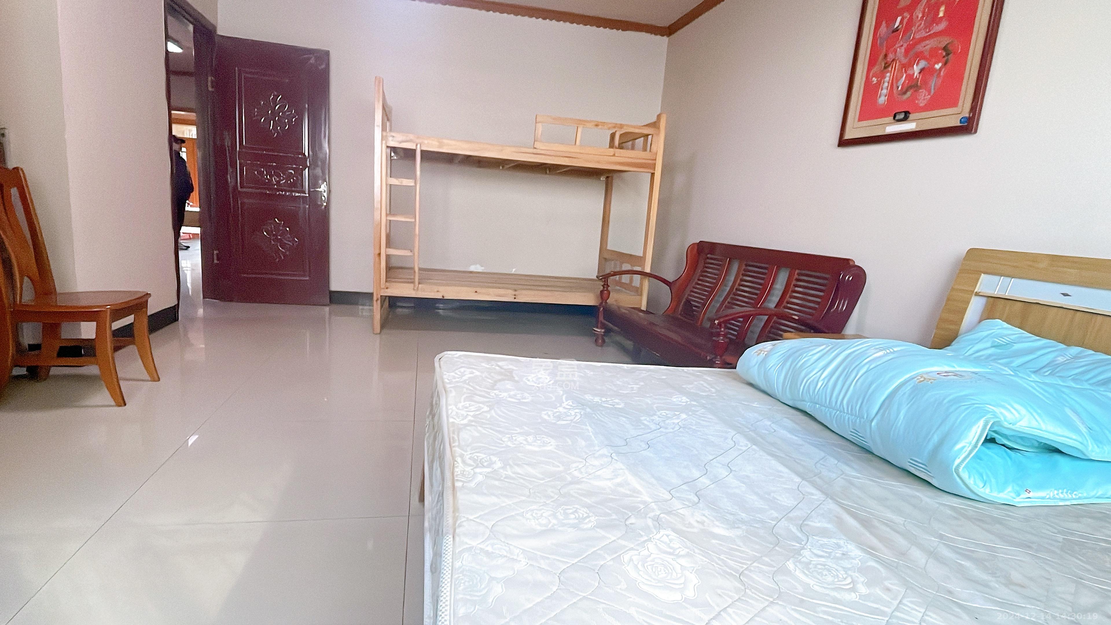 百善台小区  3室2厅1卫   2500.00元/月室内图