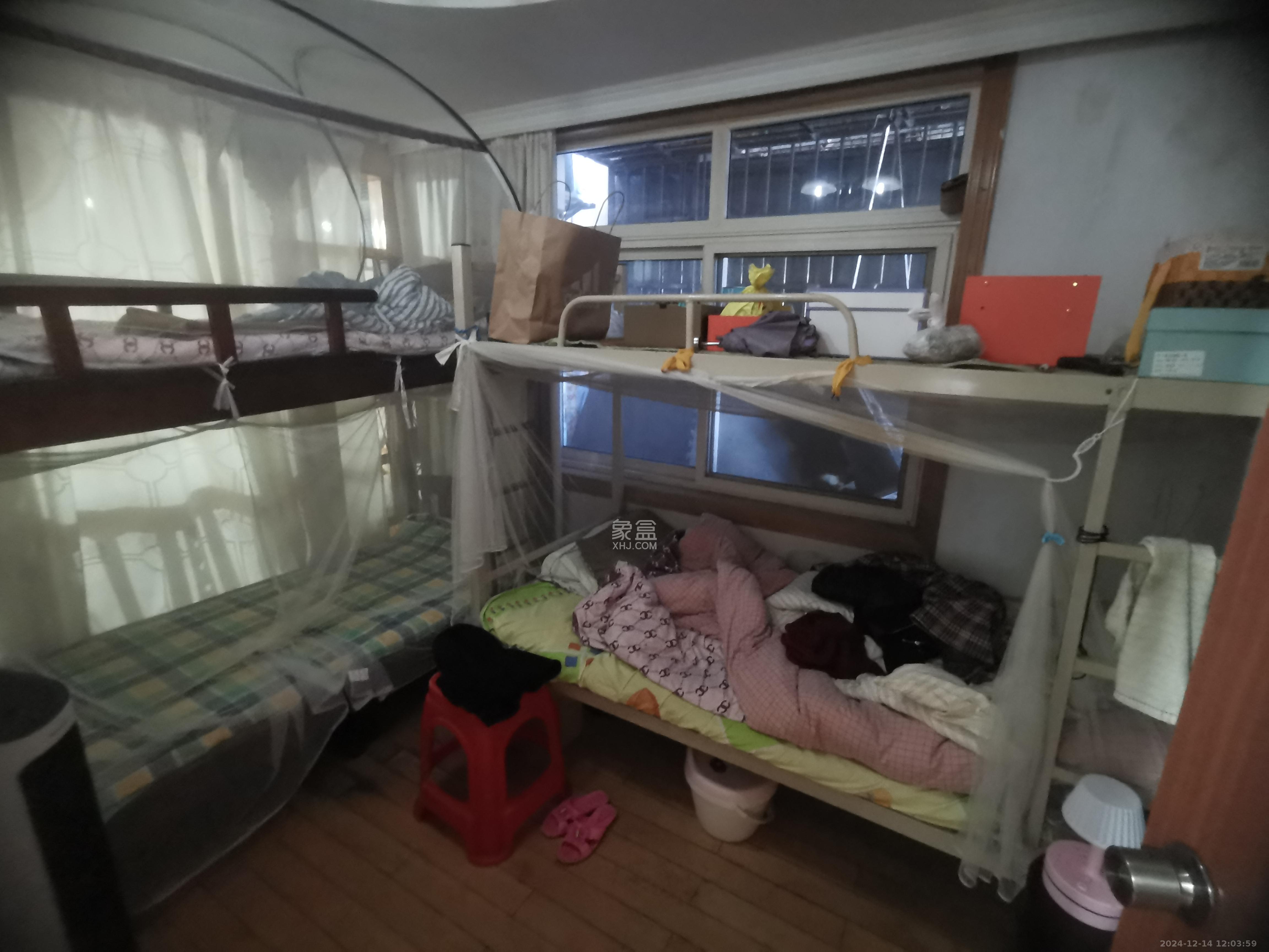 韭菜园商住楼  1室0厅0卫   4000.00元/月室内图