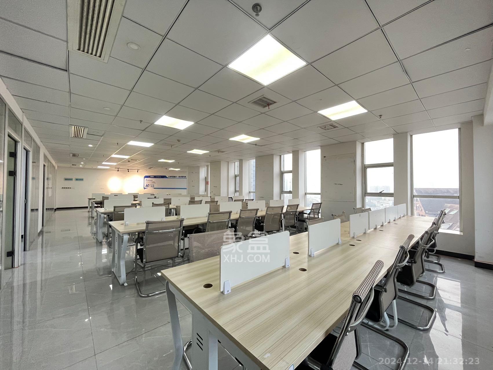 高信向日葵  4室2厅1卫    6500.0元/月 高信向日葵  4室2厅1卫    6500.0元/月