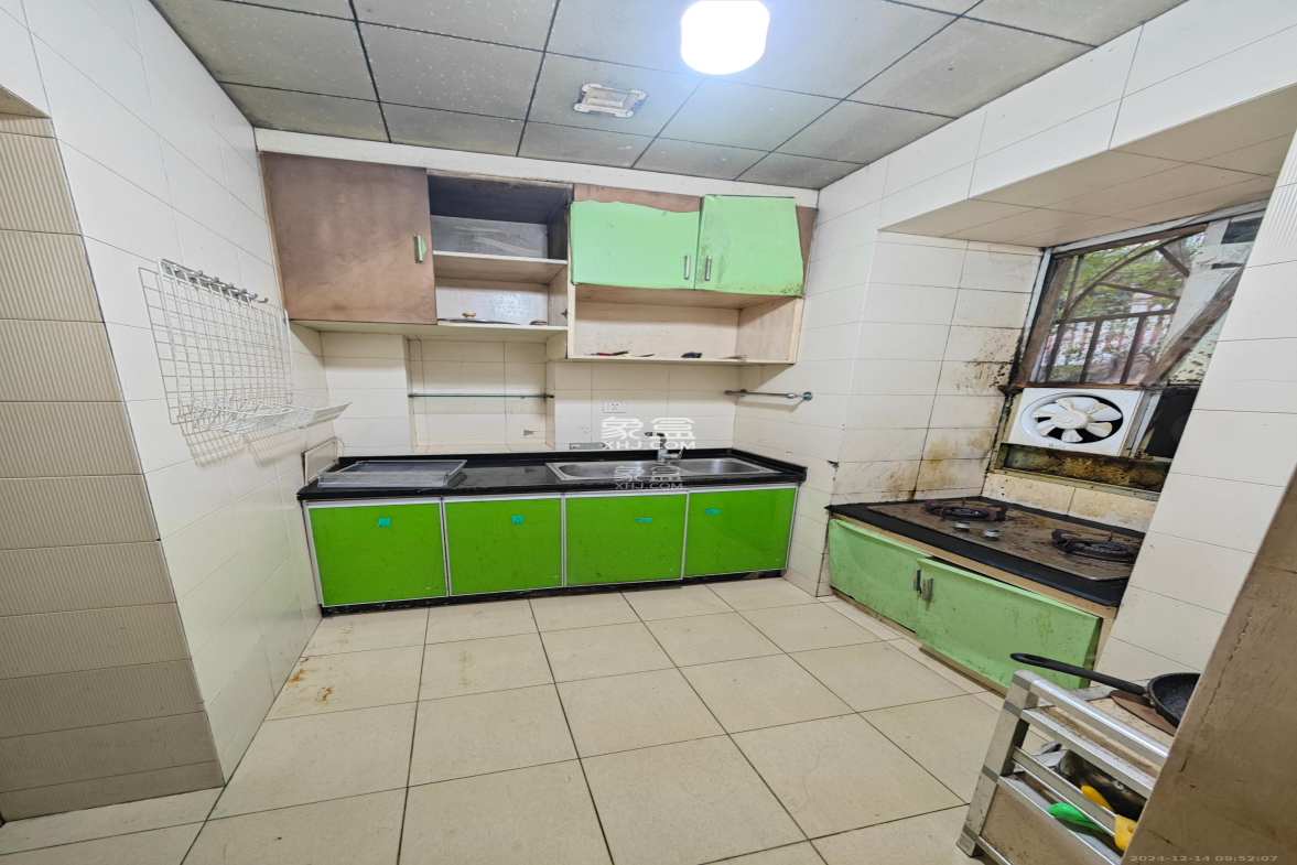 化工设计院  3室1厅1卫    1300.0元/月 化工设计院  3室1厅1卫    1300.0元/月室内图