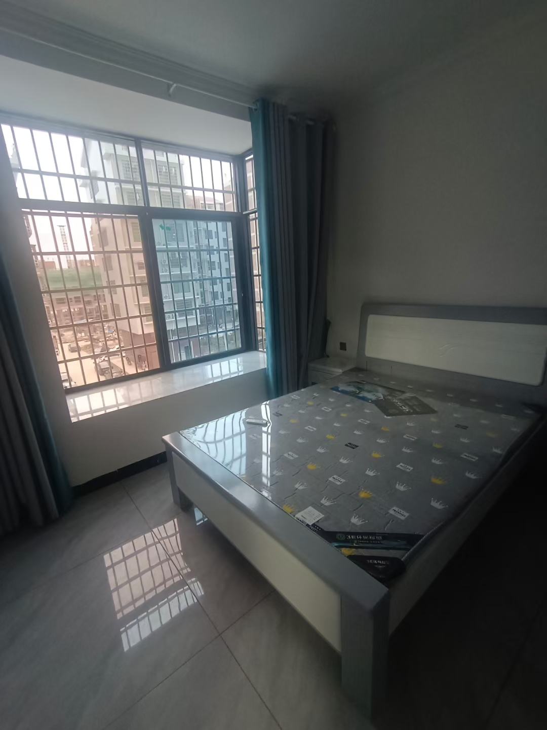 杉树山小区(安置)  3室1厅1卫    900.0元/月室内图