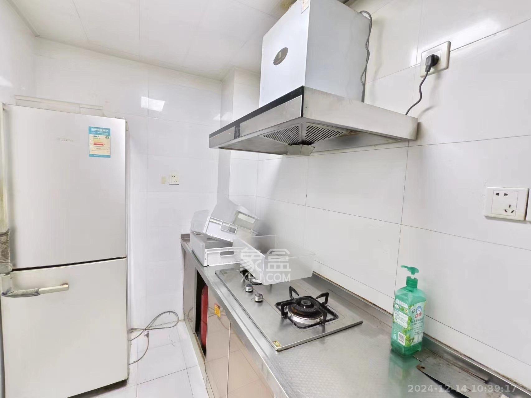 马王堆商贸城  2室1厅1卫    1550.0元/月室内图