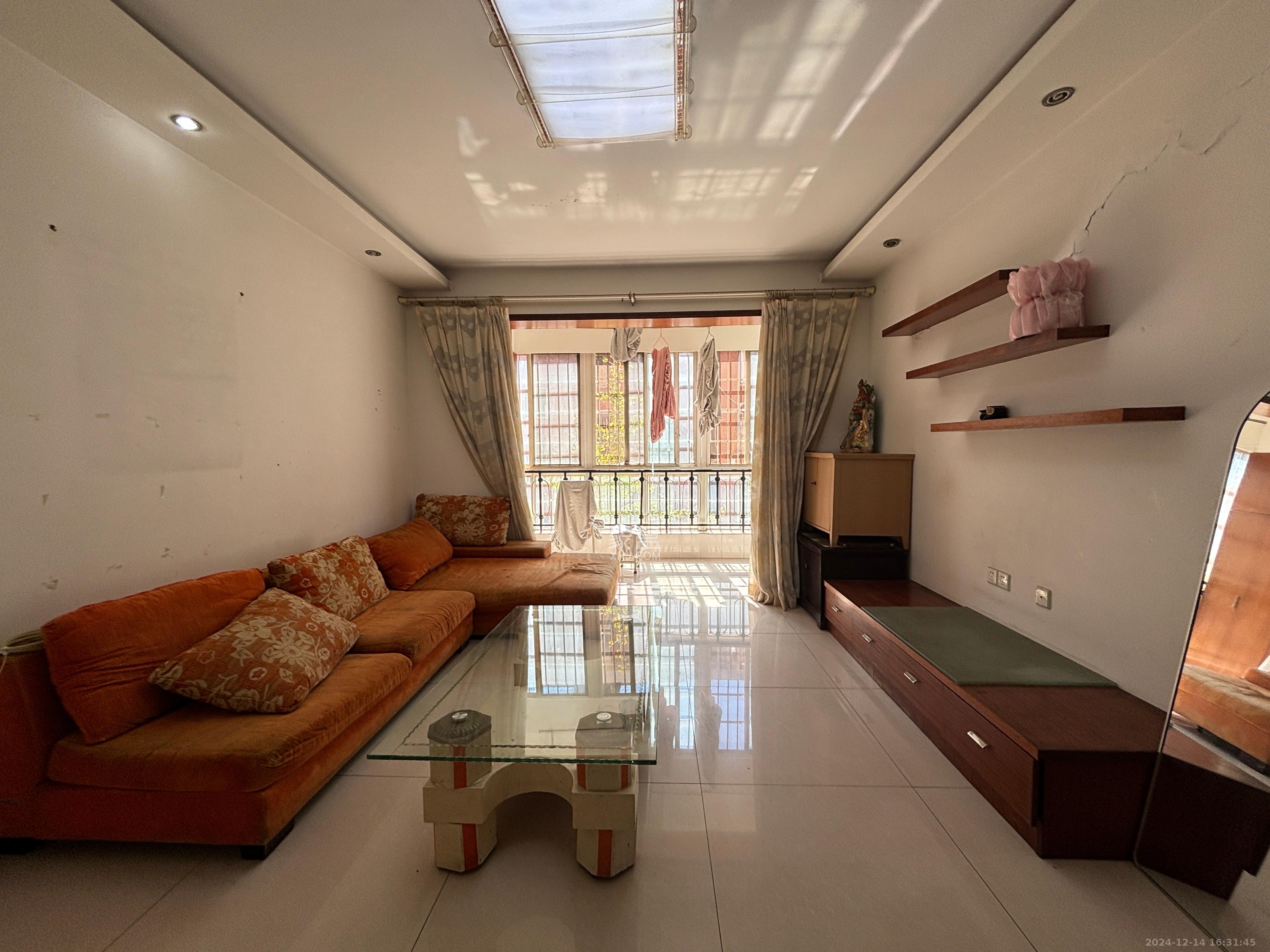 东城名苑 2室2厅1卫 1300.0元/月 东城名苑 2室2厅1卫 1300.0元/月室内图