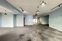 藏珑湖上国际花园  4室2厅2卫    4600.0元/月 藏珑湖上国际花园  4室2厅2卫    4600.0元/月