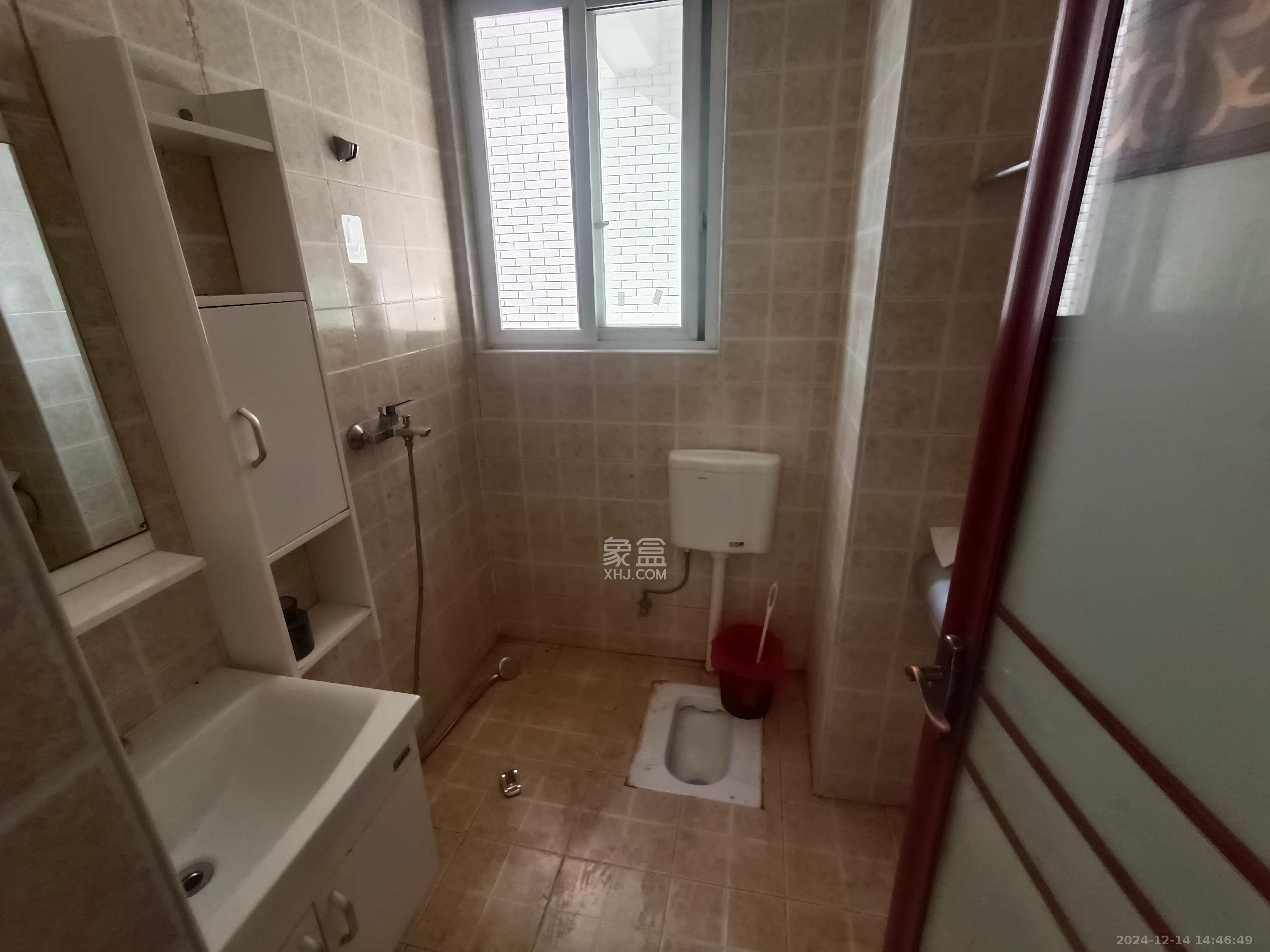 山水英伦 3室2厅2卫 2600.0元/月 山水英伦 3室2厅2卫 2600.0元/月室内图