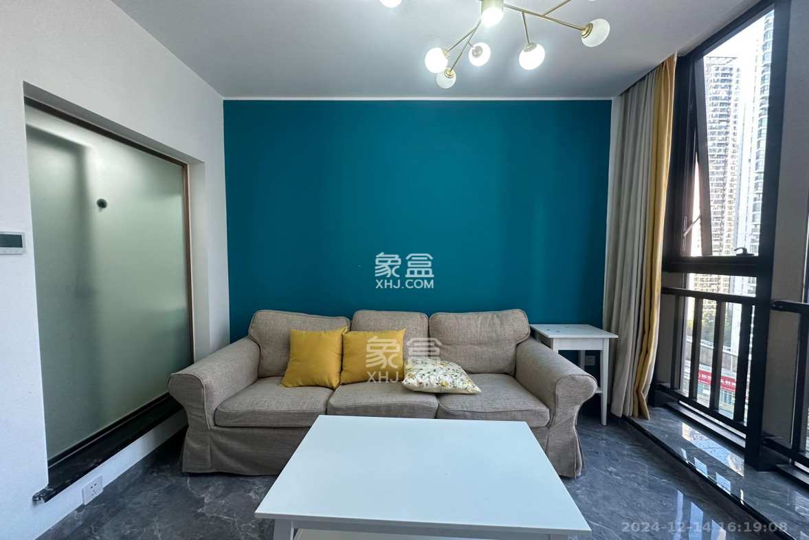 中一鲲出(鲲鹏府)  1室0厅1卫    2500.0元/月 中一鲲出(鲲鹏府)  1室0厅1卫    2500.0元/月室内图