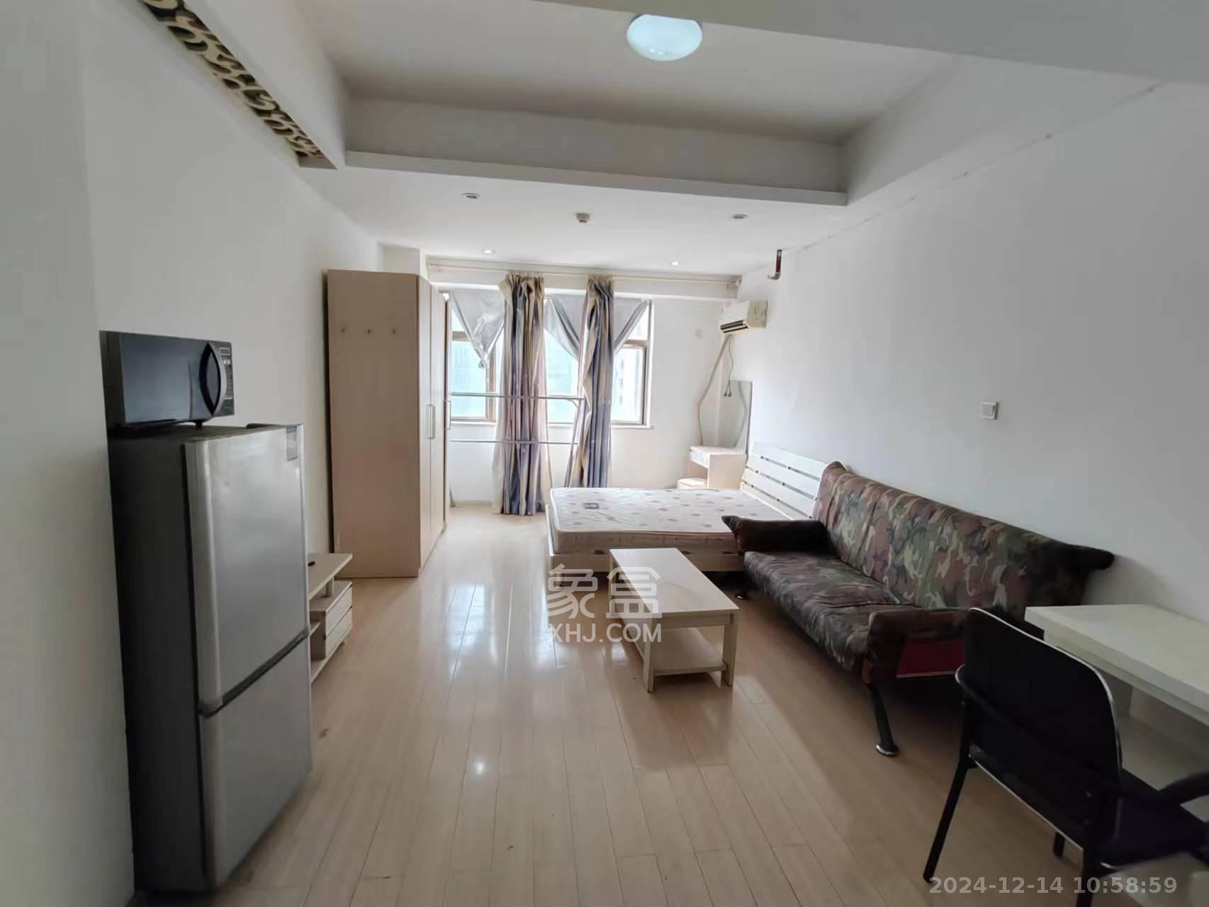 昊天大厦 1室1厅1卫 1800.0元/月 昊天大厦 1室1厅1卫 1800.0元/月室内图