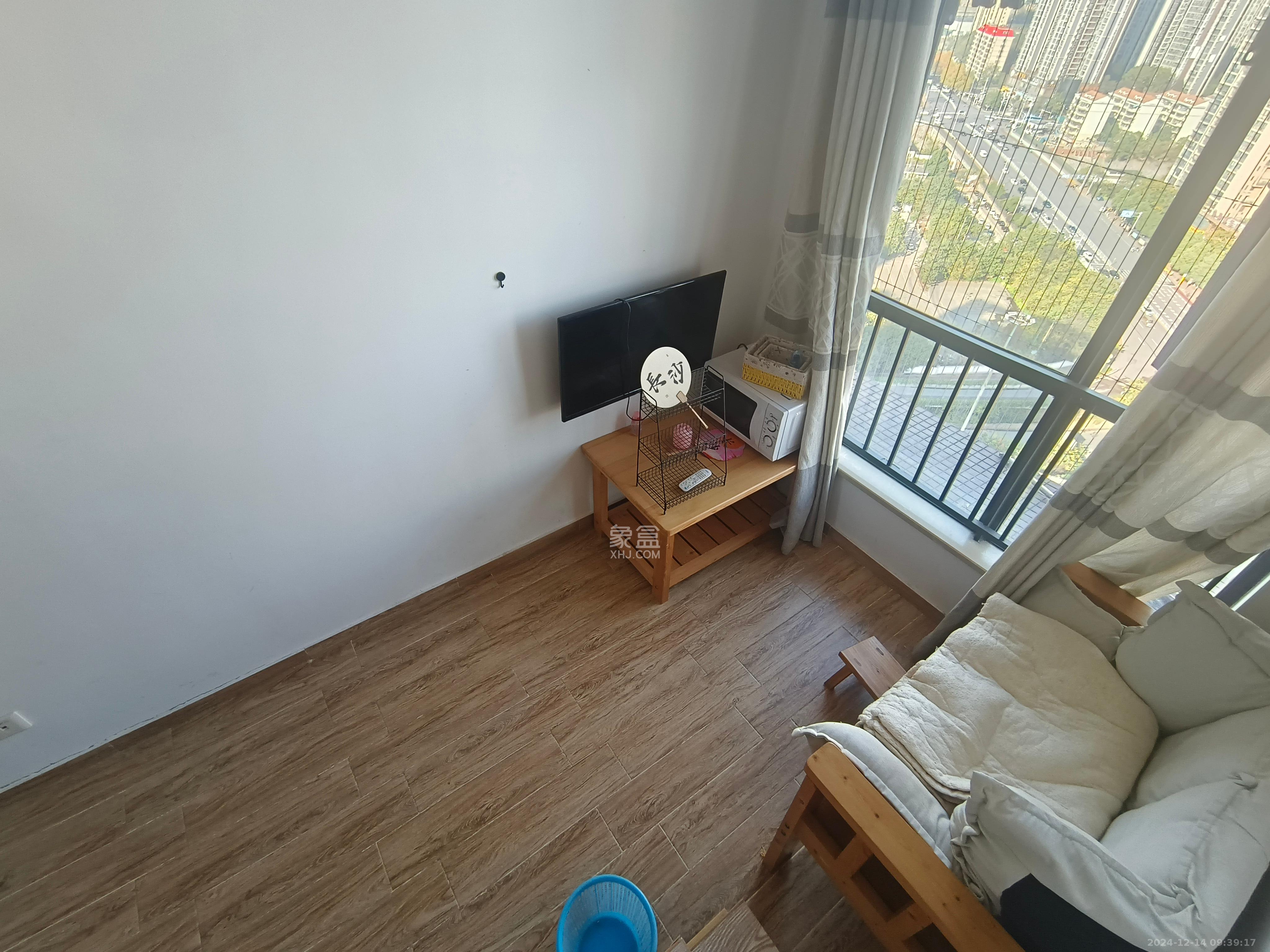叠彩兰亭  1室1厅1卫   1100.00元/月室内图