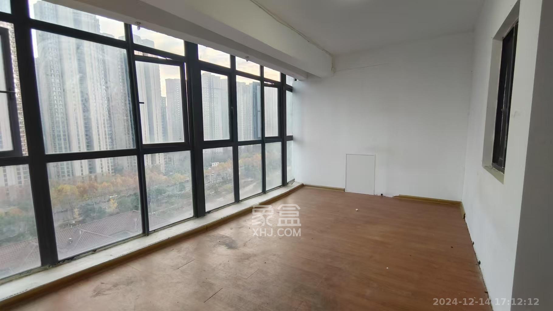 达美美立方 4室2厅1卫 4800.0元/月 达美美立方 4室2厅1卫 4800.0元/月室内图