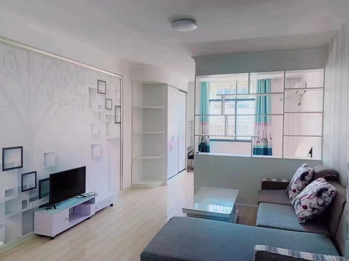 立方公寓  1室1厅1卫    1200.0元/月 立方公寓  1室1厅1卫    1200.0元/月室内图