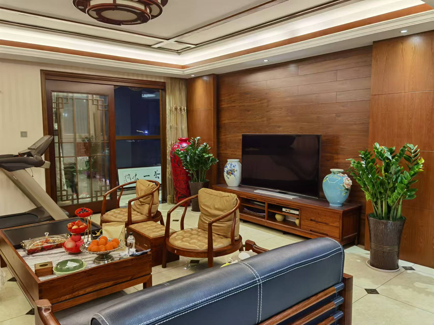 万豪城市花园 3室2厅2卫 155.0万 万豪城市花园 3室2厅2卫 155.0万客厅