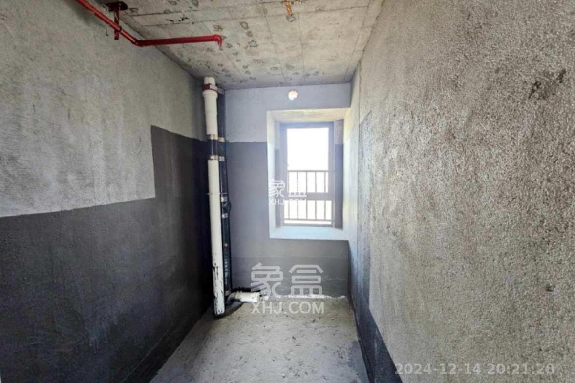 阳光城尚东湾凌云府  4室2厅2卫    1800.0元/月 阳光城尚东湾凌云府  4室2厅2卫    1800.0元/月室内图