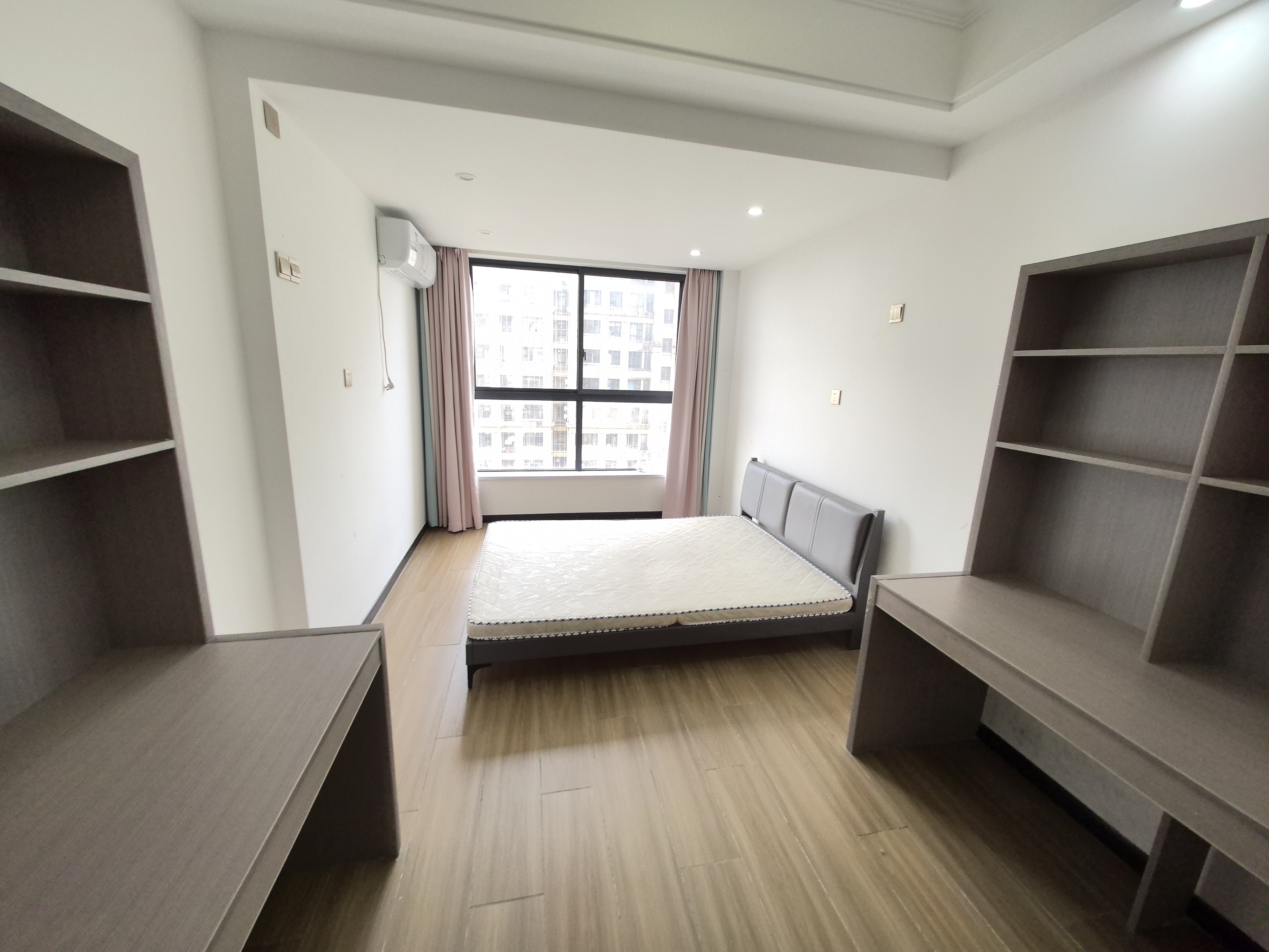 万建紫庭 3室2厅1卫 2000.0元/月 万建紫庭 3室2厅1卫 2000.0元/月室内图