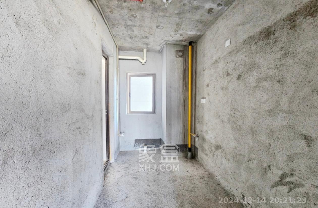 阳光城尚东湾凌云府  4室2厅2卫    1800.0元/月 阳光城尚东湾凌云府  4室2厅2卫    1800.0元/月室内图