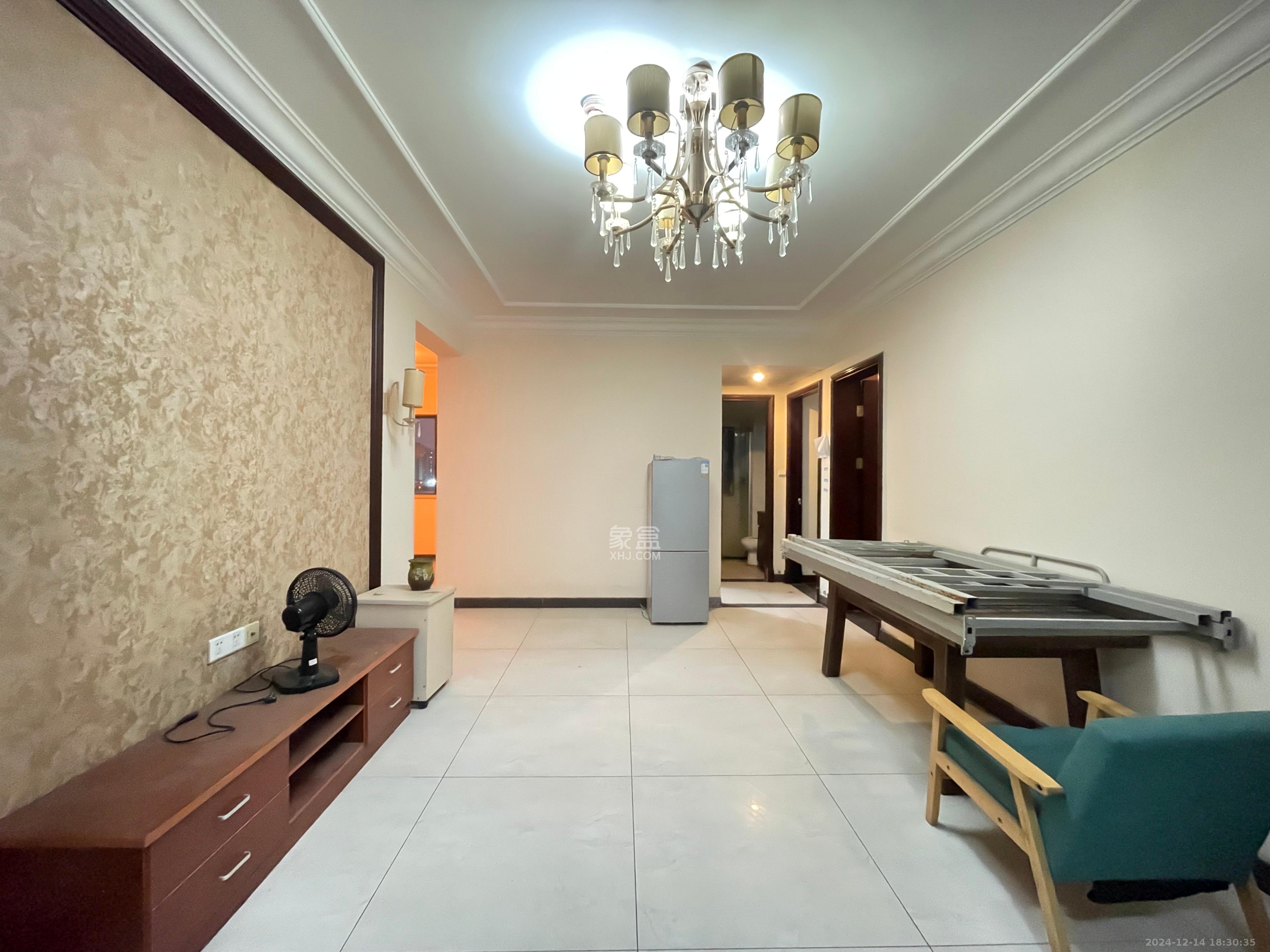 恒大国际广场 3室2厅1卫 2100.0元/月 恒大国际广场 3室2厅1卫 2100.0元/月室内图