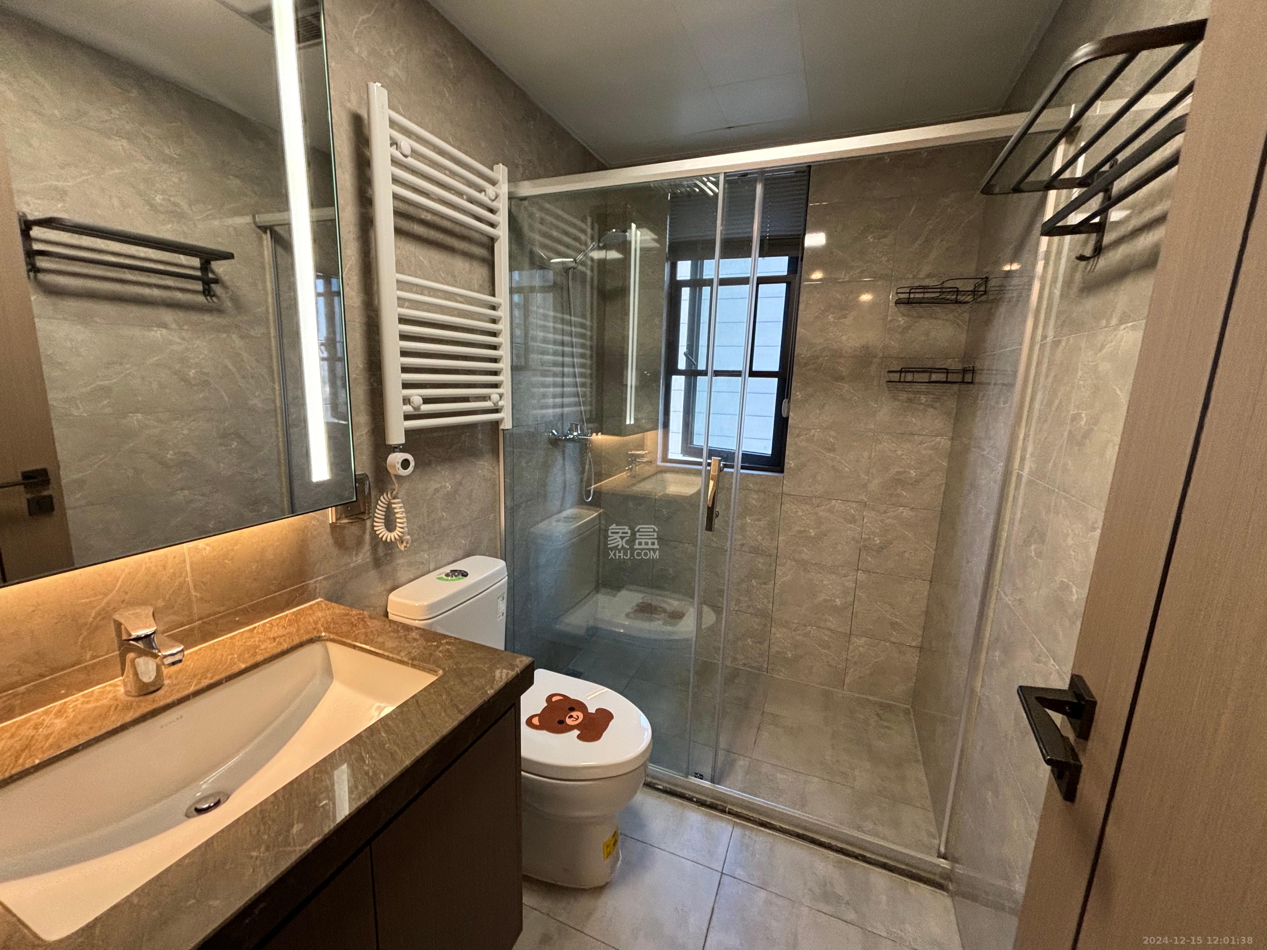 金茂建发泊悦  4室2厅2卫    5000.0元/月 金茂建发泊悦  4室2厅2卫    5000.0元/月室内图