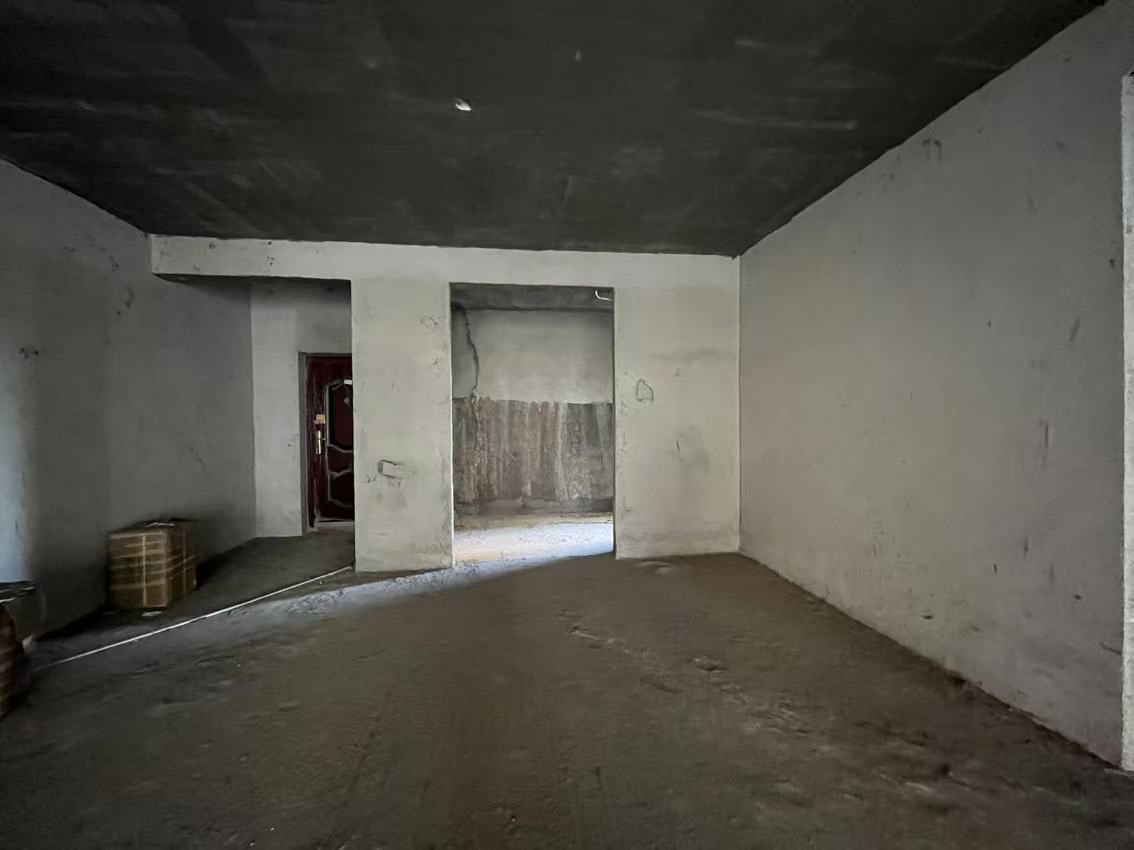 吉星金融广场(牡丹园) 3室2厅2卫 72.0万 吉星金融广场(牡丹园) 3室2厅2卫 72.0万客厅