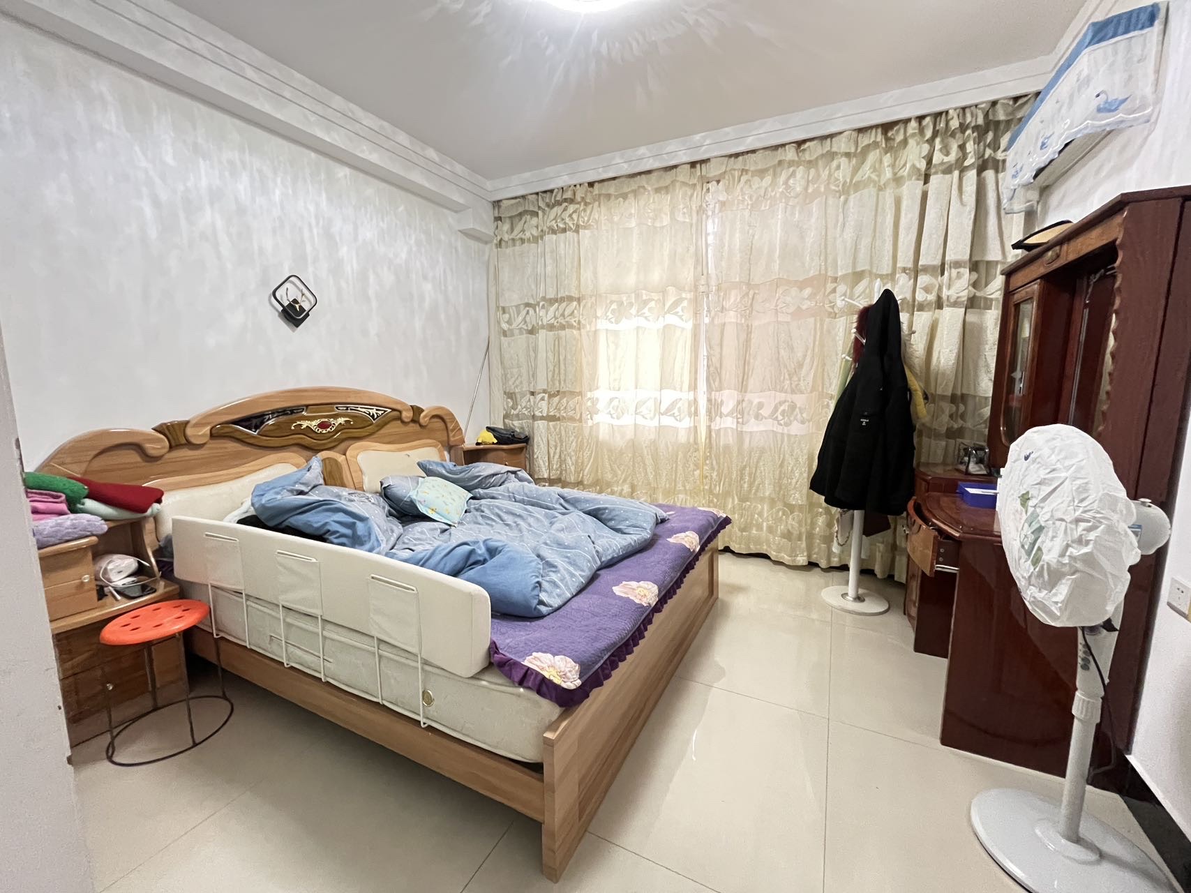 兴盛家园 3室2厅2卫 48.0万 兴盛家园 3室2厅2卫 48.0万客厅