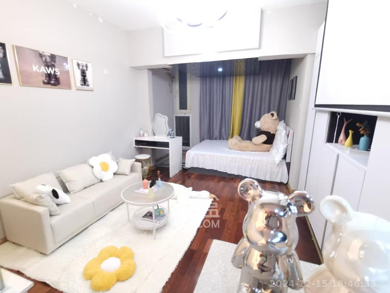 2076至高点  1室1厅1卫    1700.0元/月 2076至高点  1室1厅1卫    1700.0元/月室内图