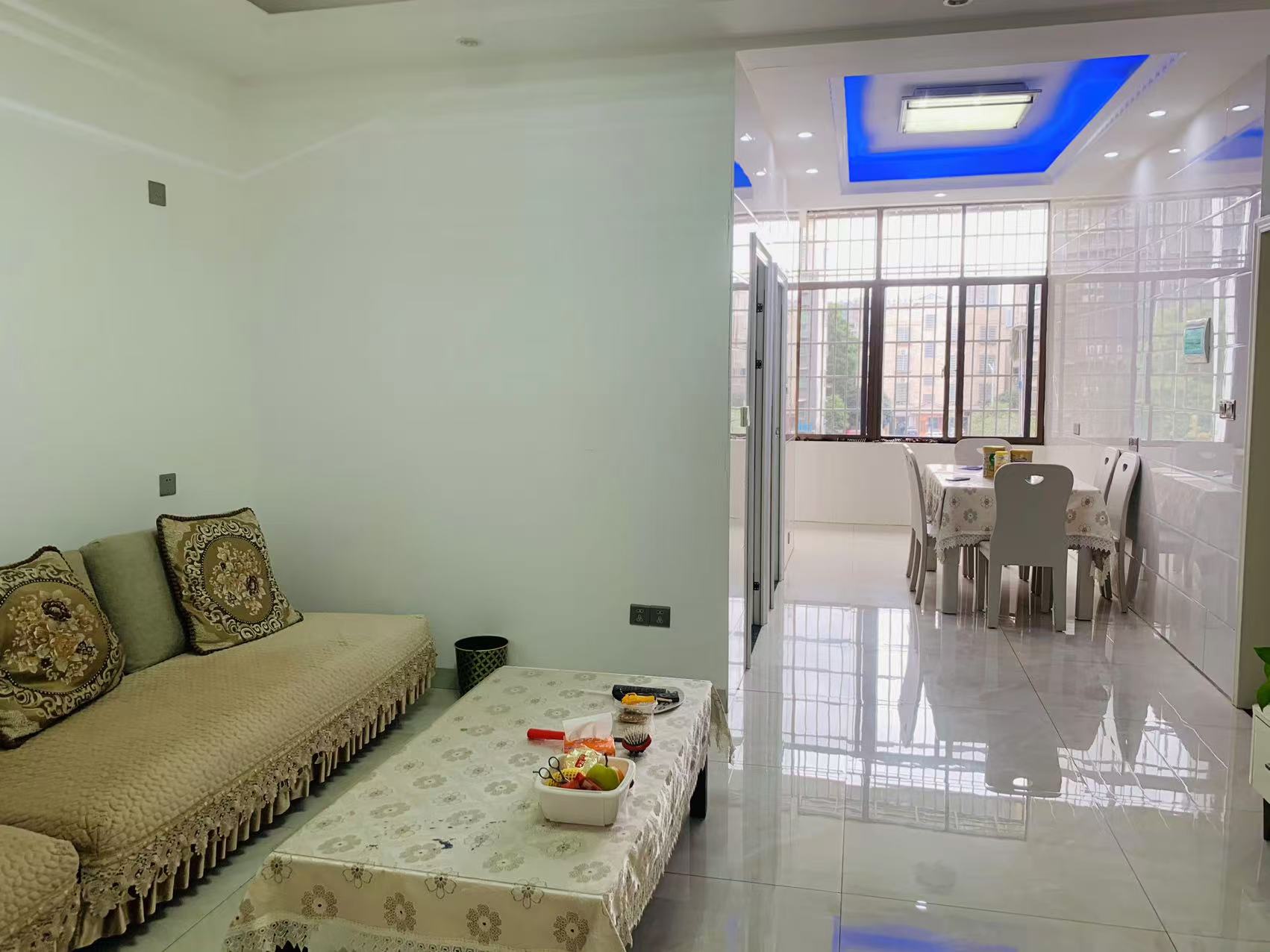 丁字街散盘 3室2厅1卫 1100.0元/月 丁字街散盘 3室2厅1卫 1100.0元/月室内图