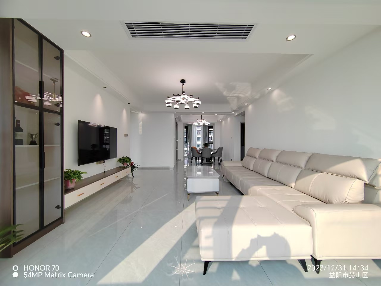 建工城城市之光 4室2厅1卫 3500.0元/月 建工城城市之光 4室2厅1卫 3500.0元/月室内图