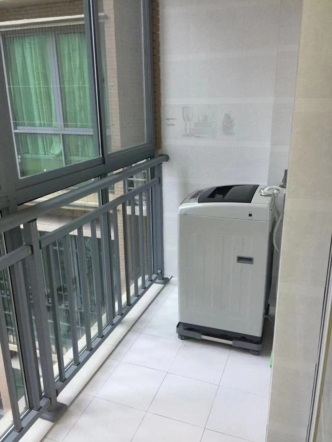 鹏利广场 3室2厅1卫 2000.0元/月 鹏利广场 3室2厅1卫 2000.0元/月室内图