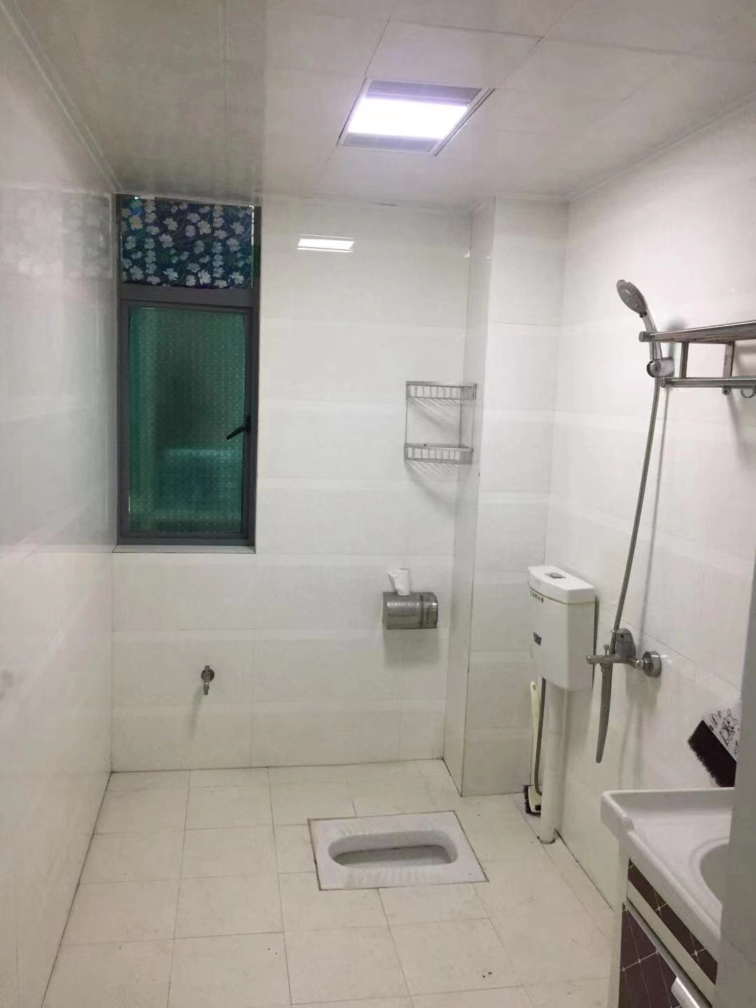 鹏利广场 3室2厅1卫 2000.0元/月 鹏利广场 3室2厅1卫 2000.0元/月室内图