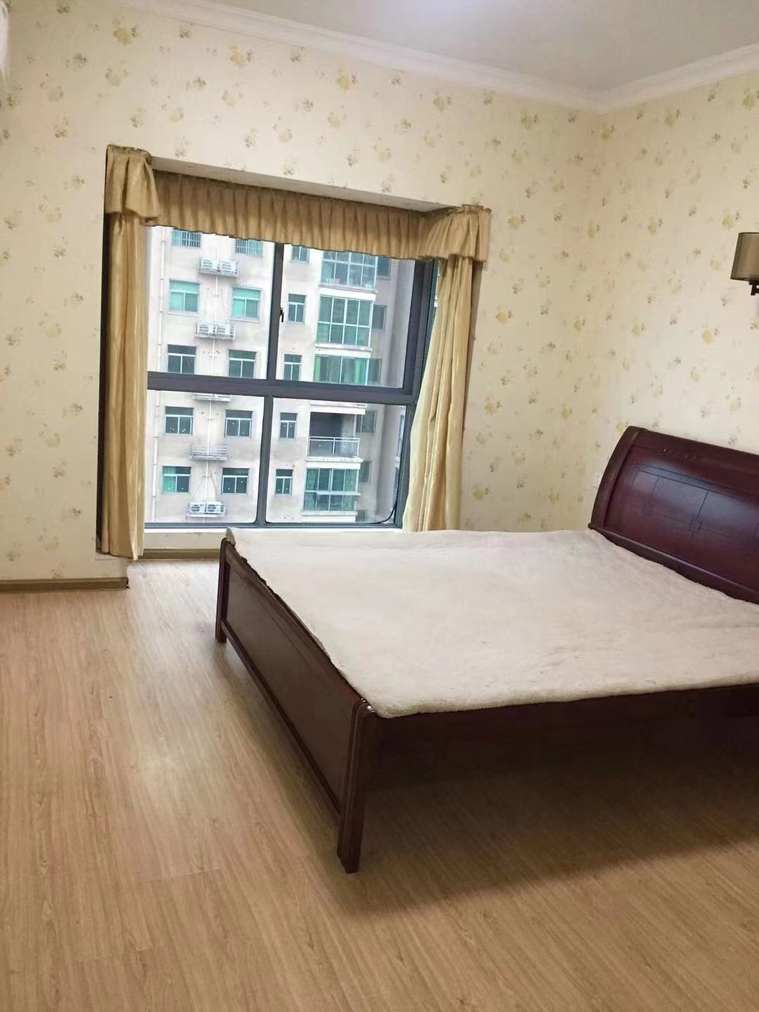 鹏利广场 3室2厅1卫 2000.0元/月 鹏利广场 3室2厅1卫 2000.0元/月室内图