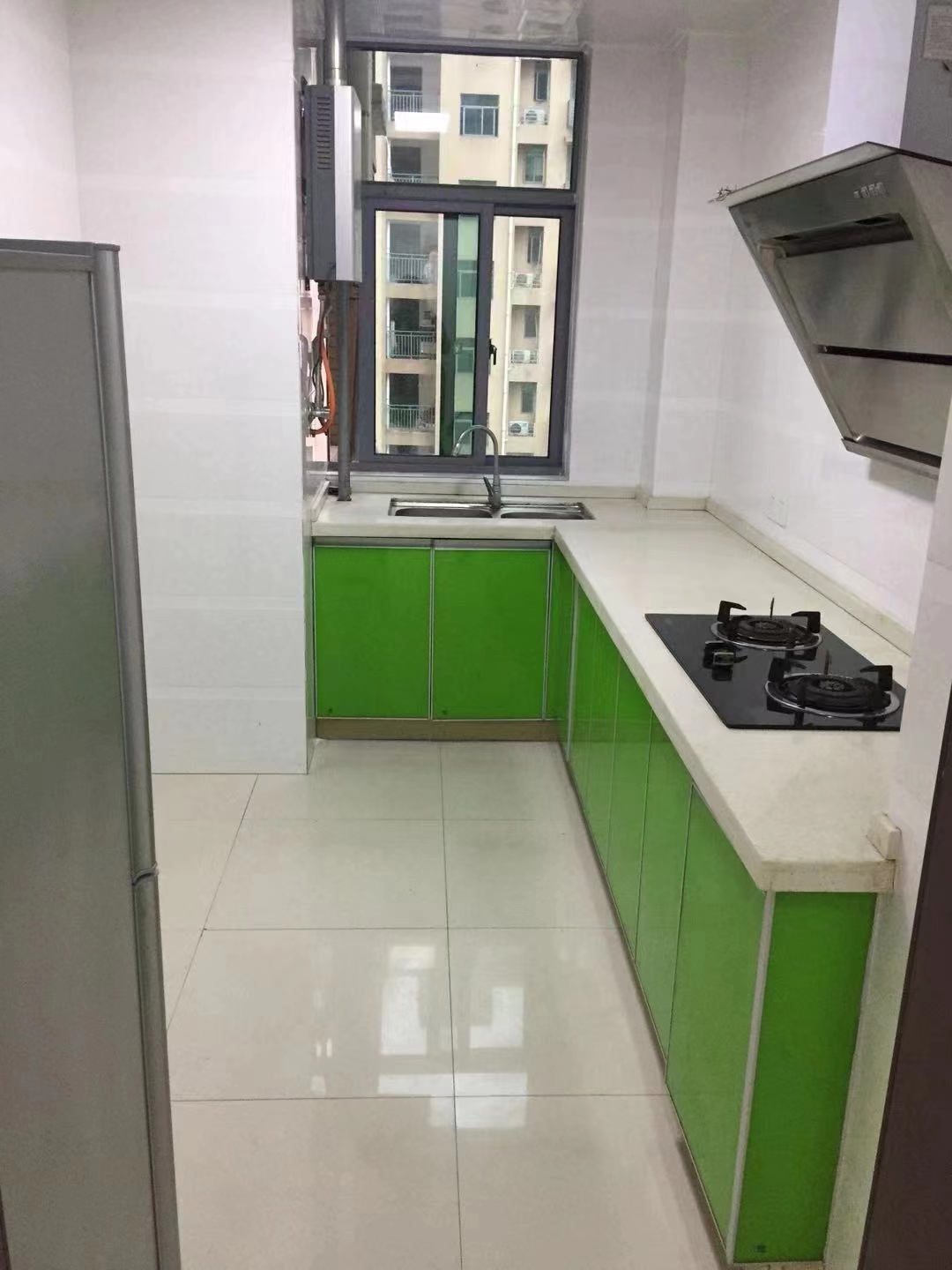 鹏利广场 3室2厅1卫 2000.0元/月 鹏利广场 3室2厅1卫 2000.0元/月室内图