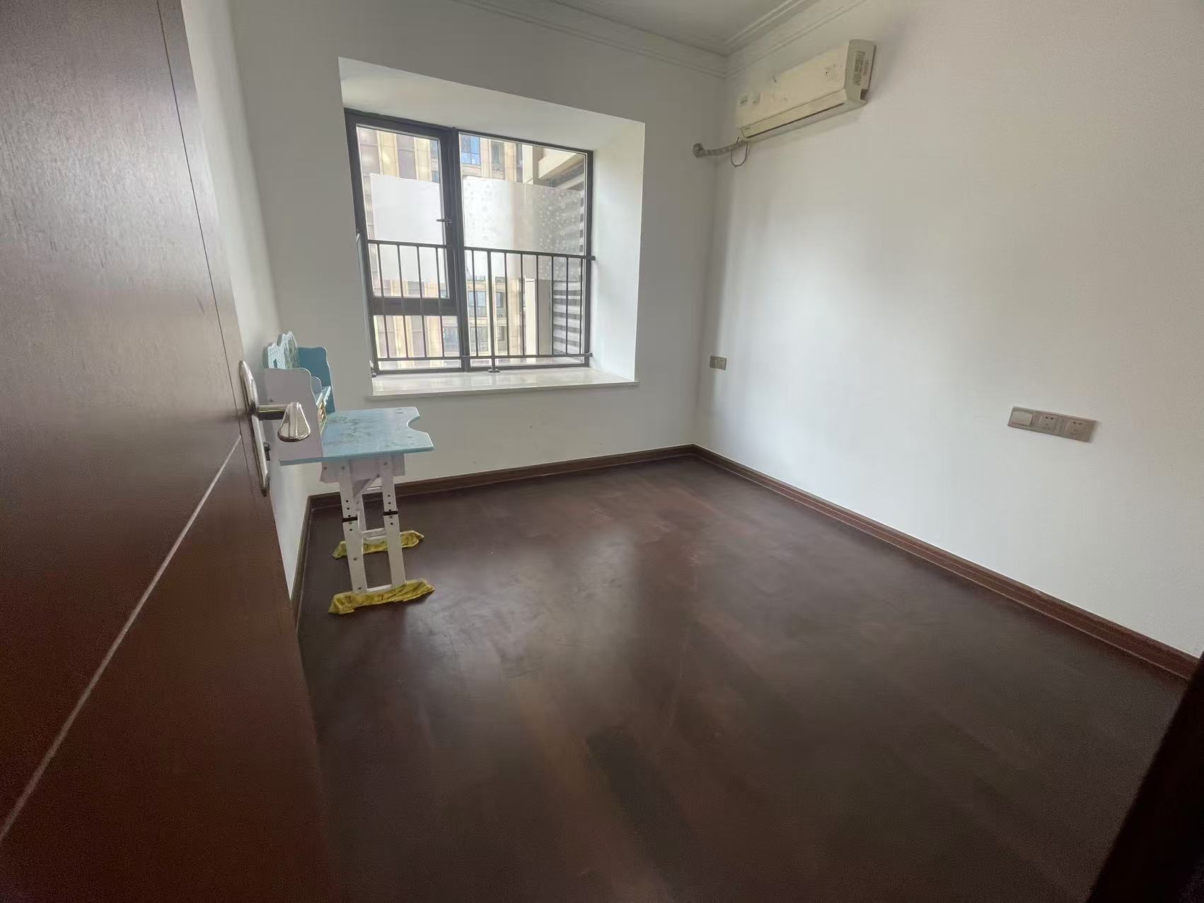 城际空间站 3室2厅2卫 53.00万 城际空间站 3室2厅2卫 53.00万室内图