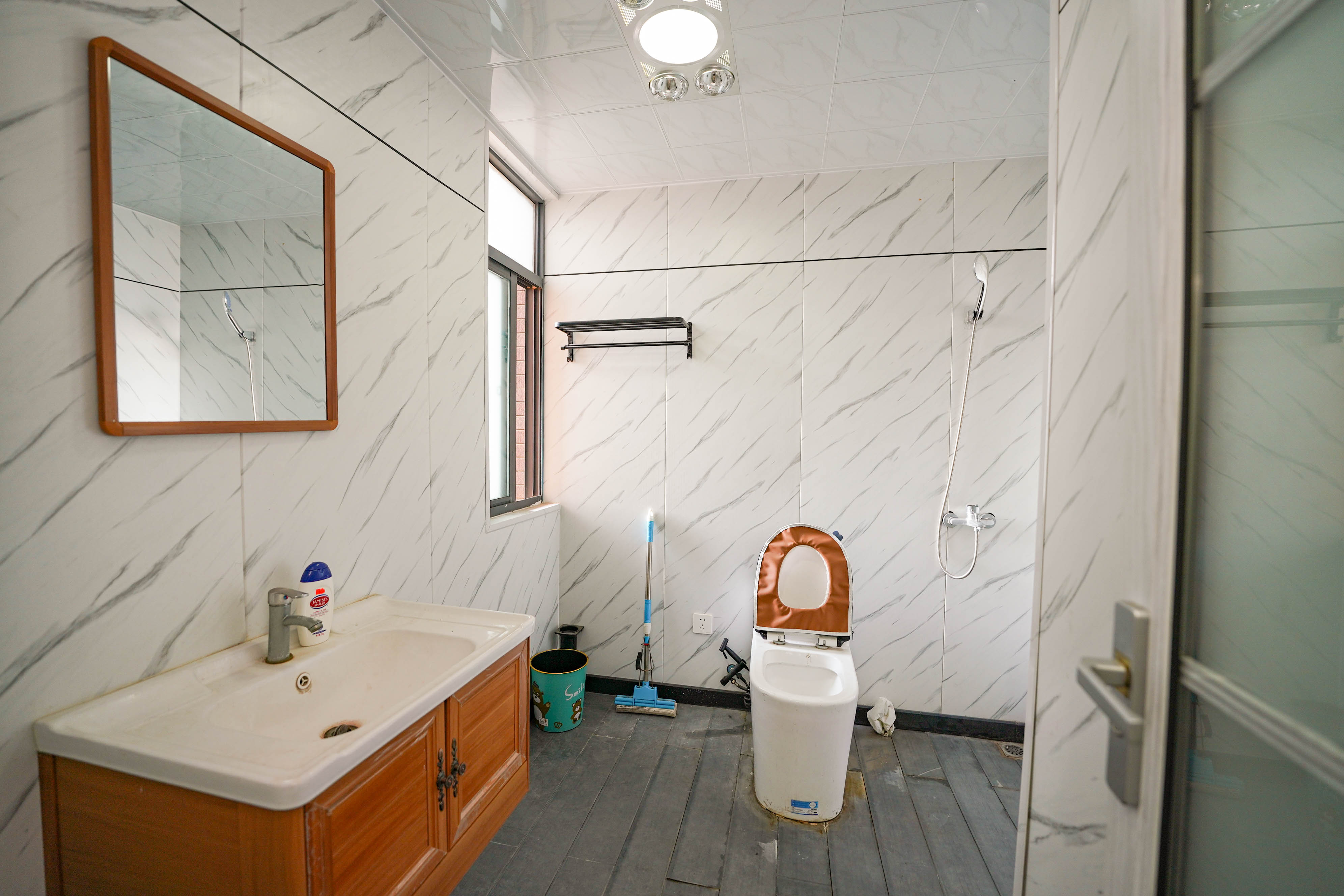 五矿格澜郡  3室2厅1卫    82.8万 五矿格澜郡  3室2厅1卫    82.8万其他