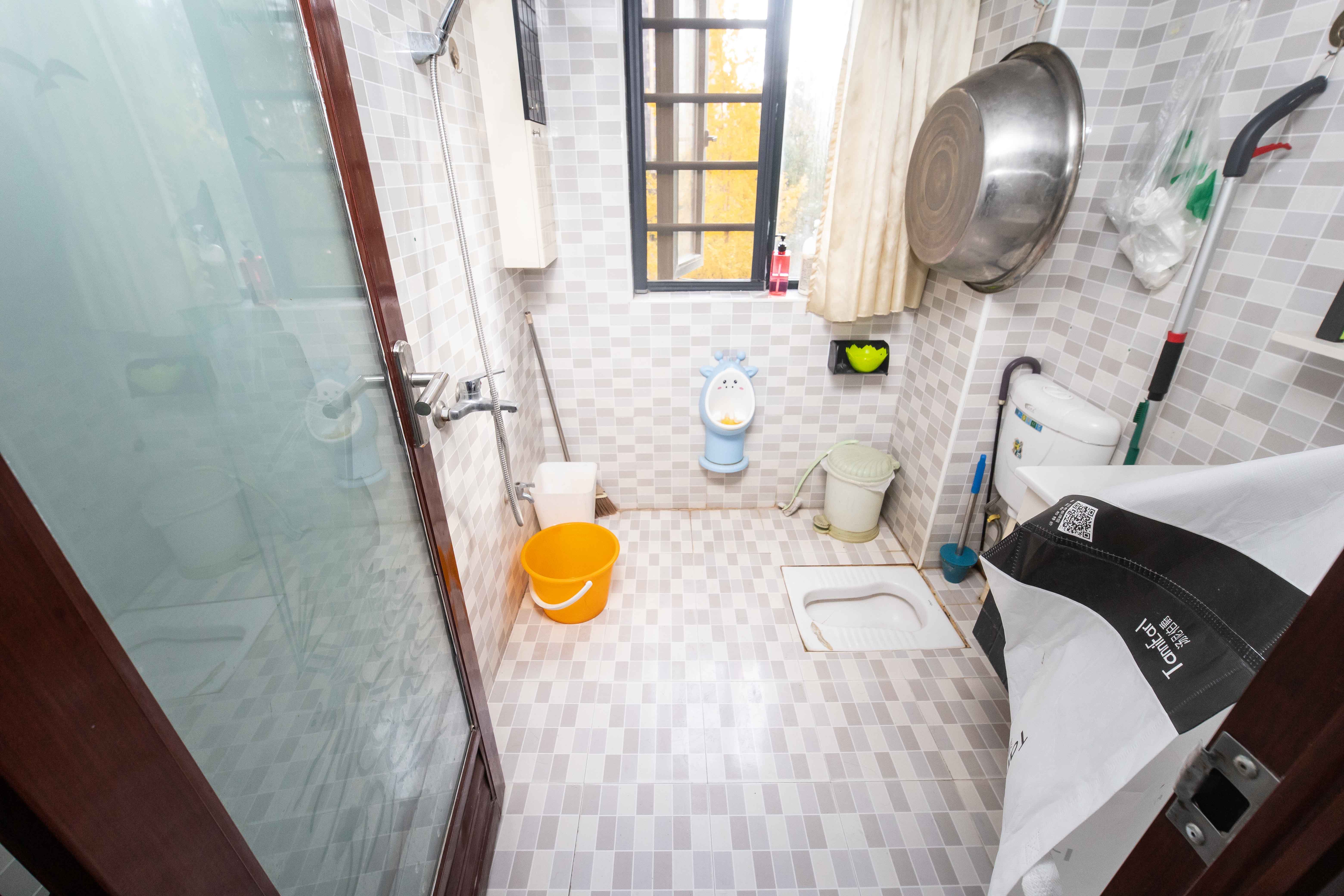 先锋东外滩  2室2厅1卫    65.0万 先锋东外滩  2室2厅1卫    65.0万卫生间