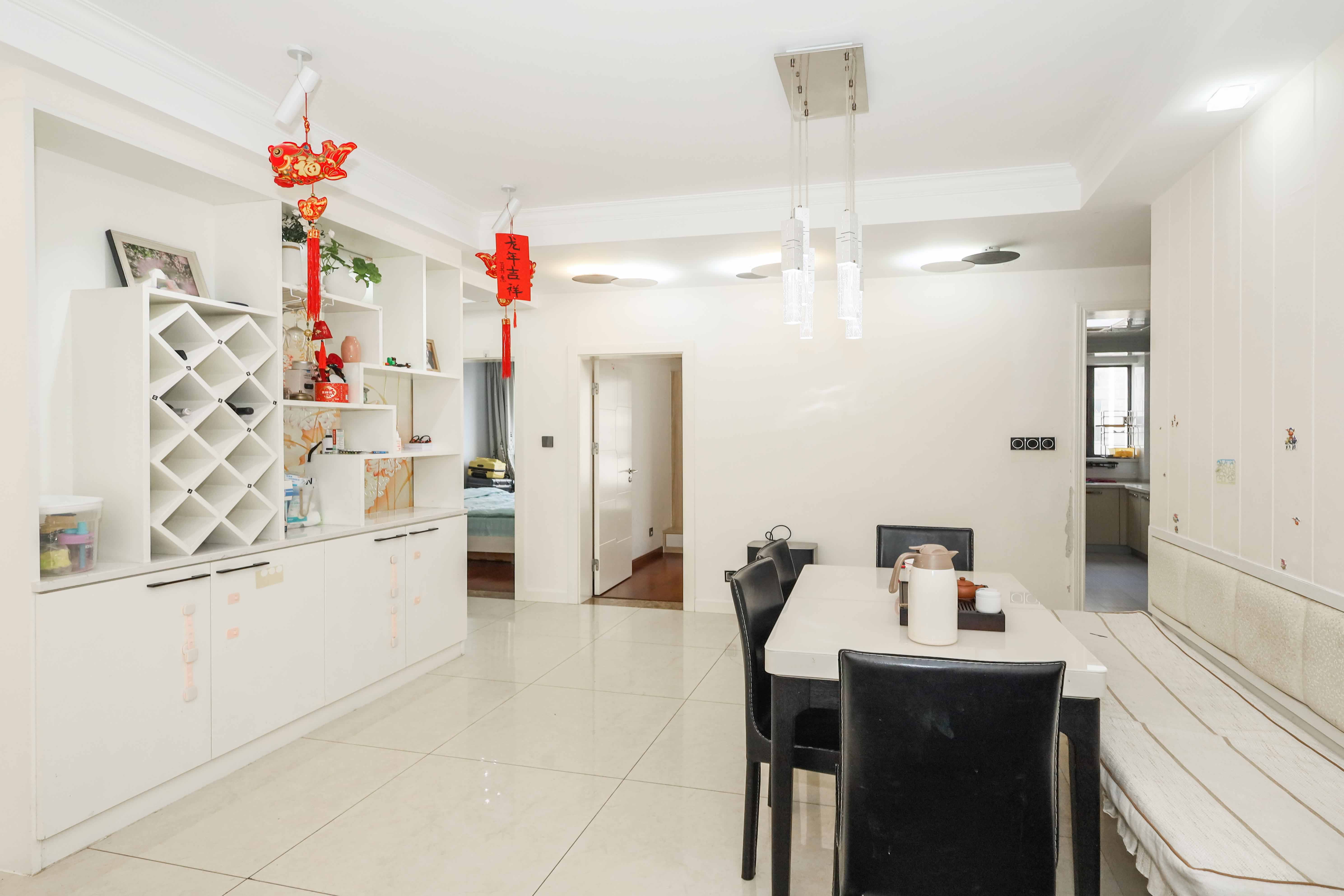 惠天然梅岭国际 3室2厅2卫 150.0万 惠天然梅岭国际 3室2厅2卫 150.0万其他