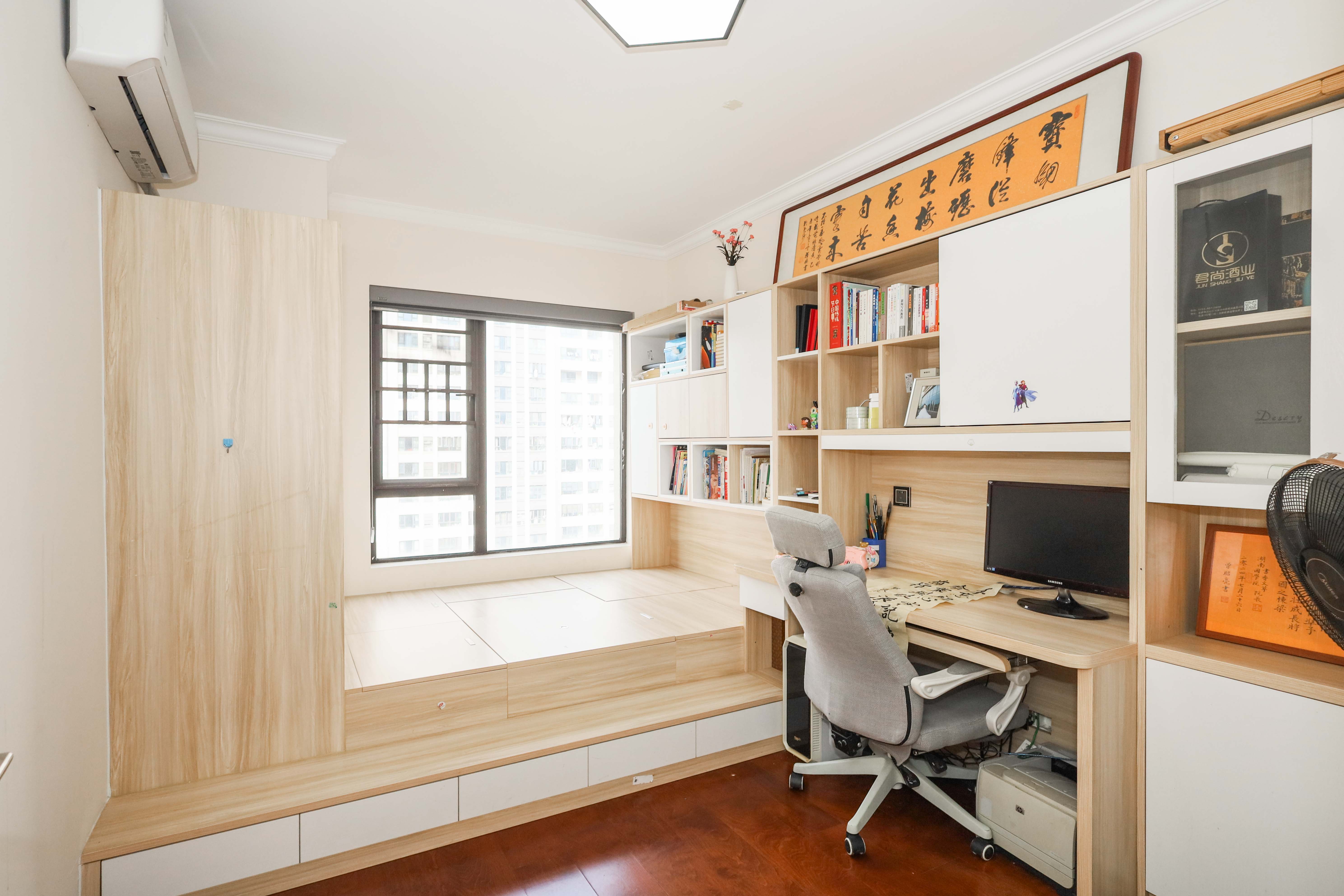 惠天然梅岭国际 3室2厅2卫 150.0万 惠天然梅岭国际 3室2厅2卫 150.0万卧室