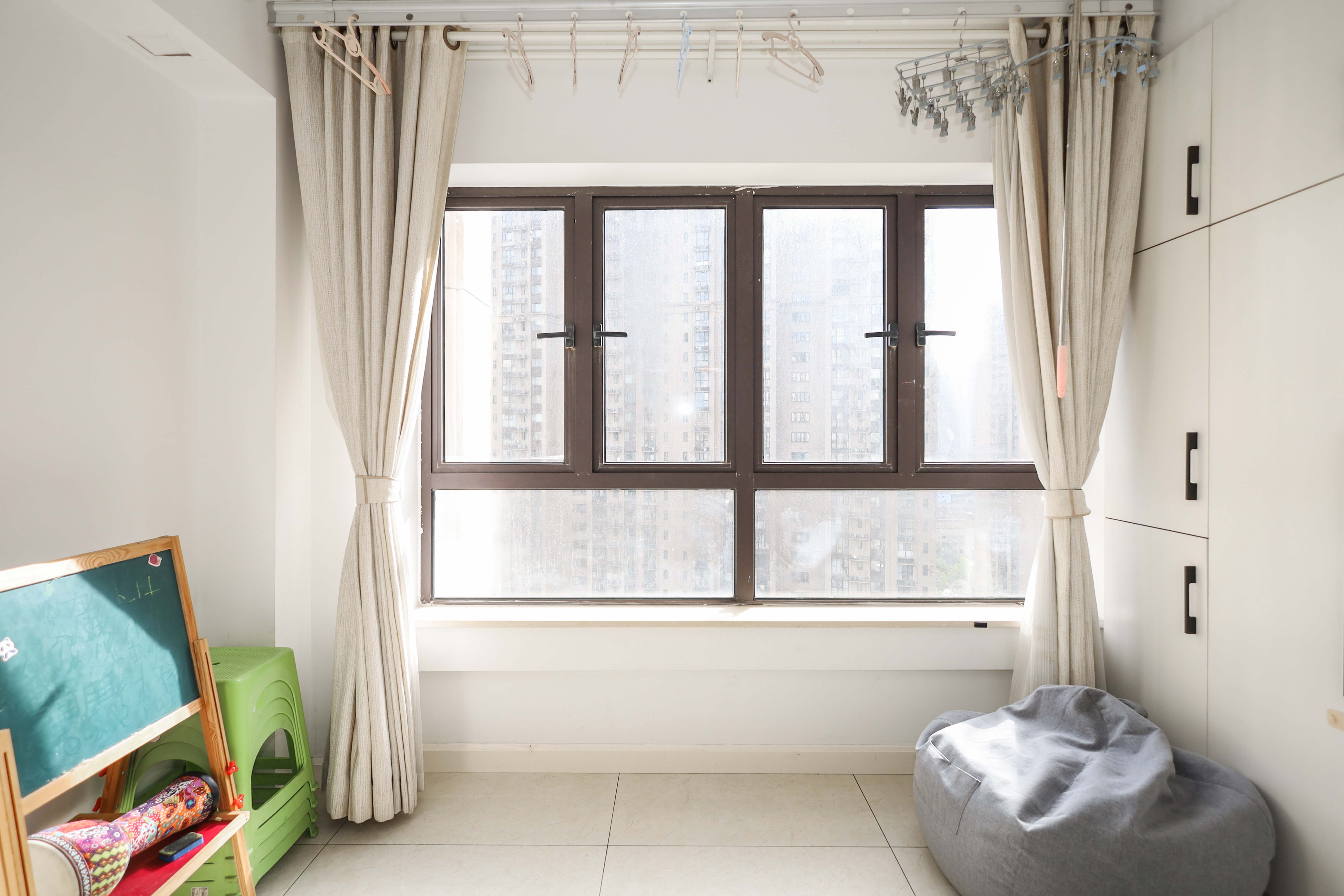 惠天然梅岭国际 3室2厅2卫 150.0万 惠天然梅岭国际 3室2厅2卫 150.0万阳台