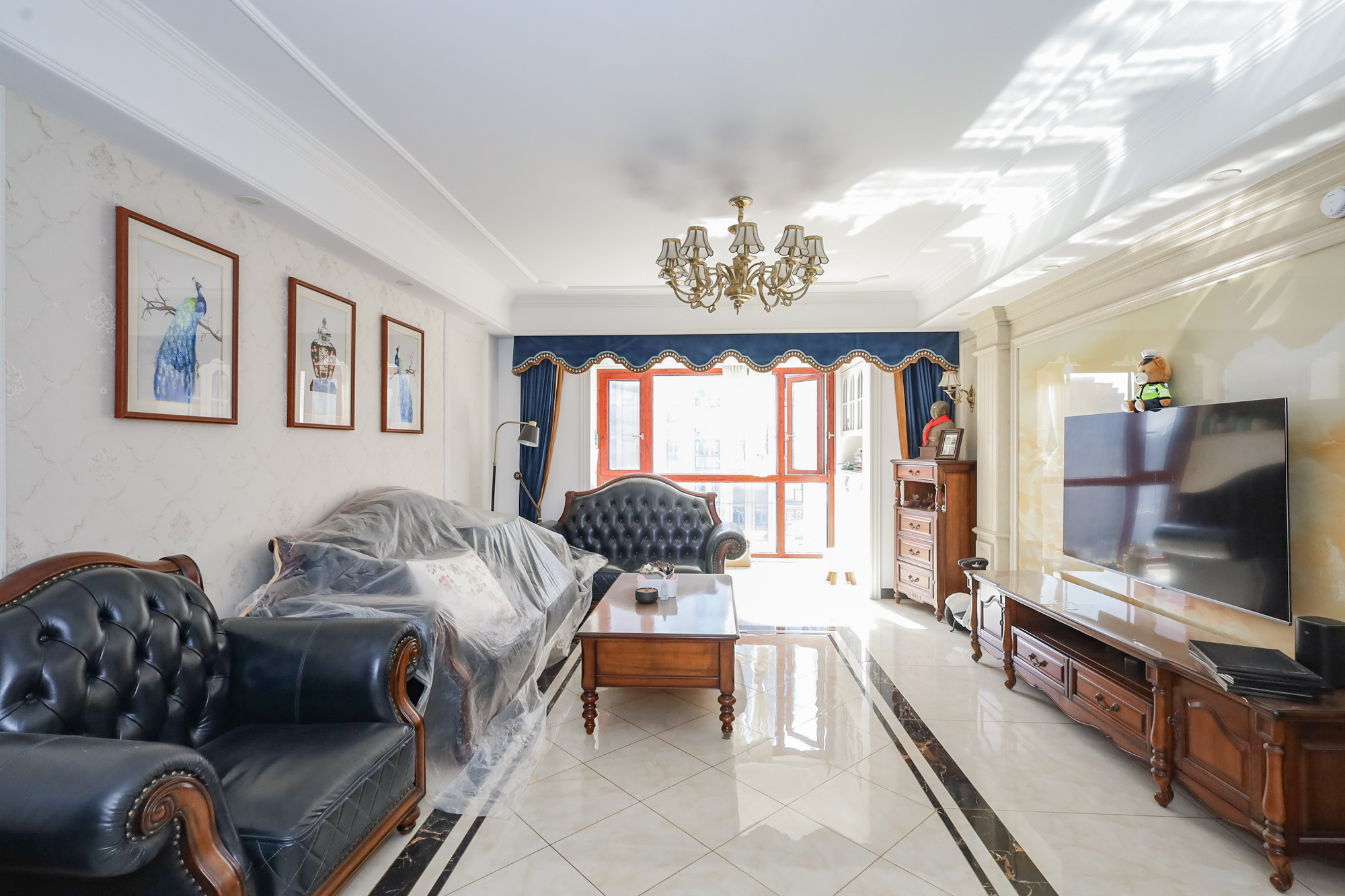 八方小区B区  3室2厅2卫    408.0万 八方小区B区  3室2厅2卫    408.0万